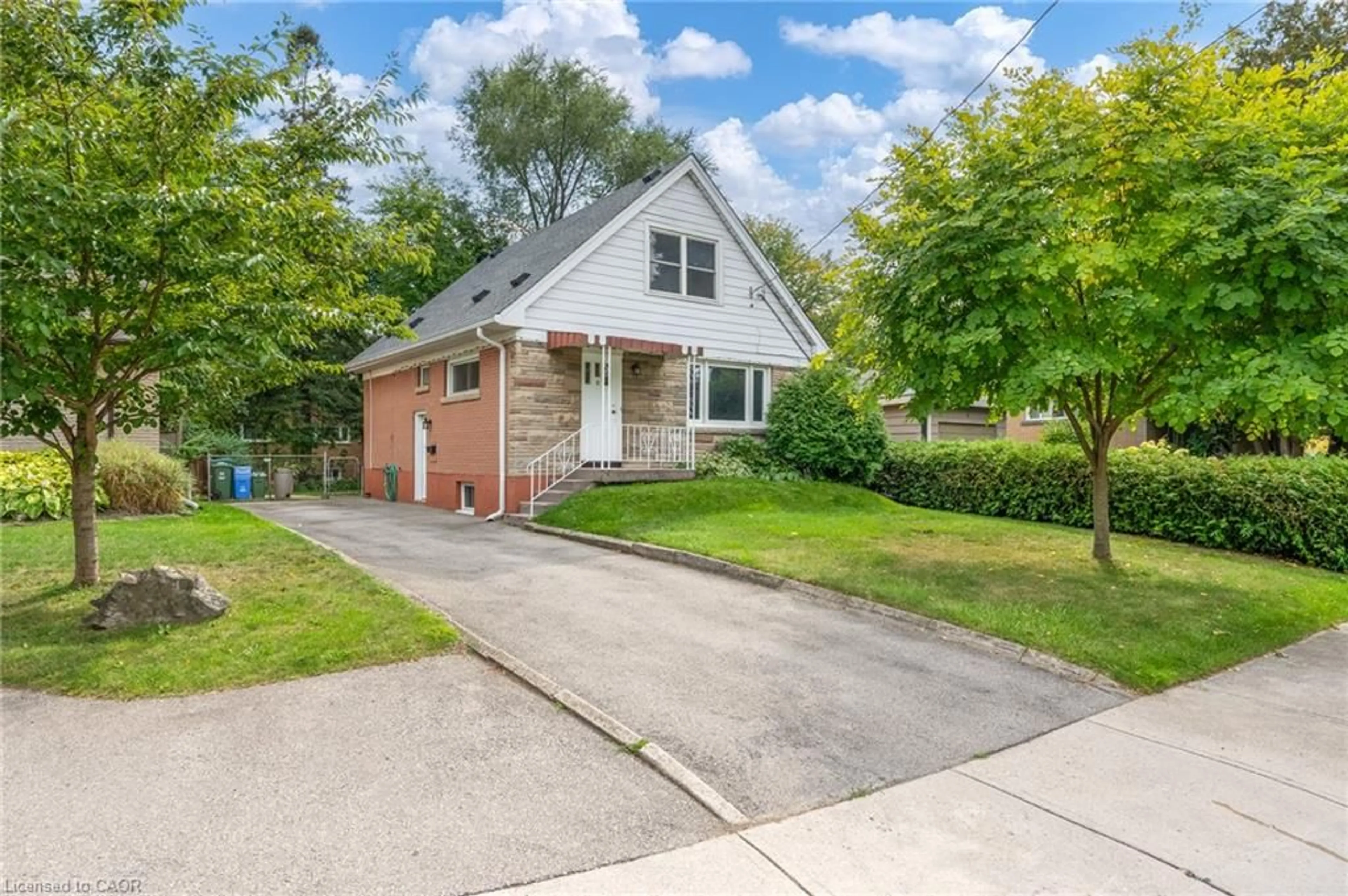 Unknown for 8 Beaucourt Pl, Hamilton Ontario L8S 2P7