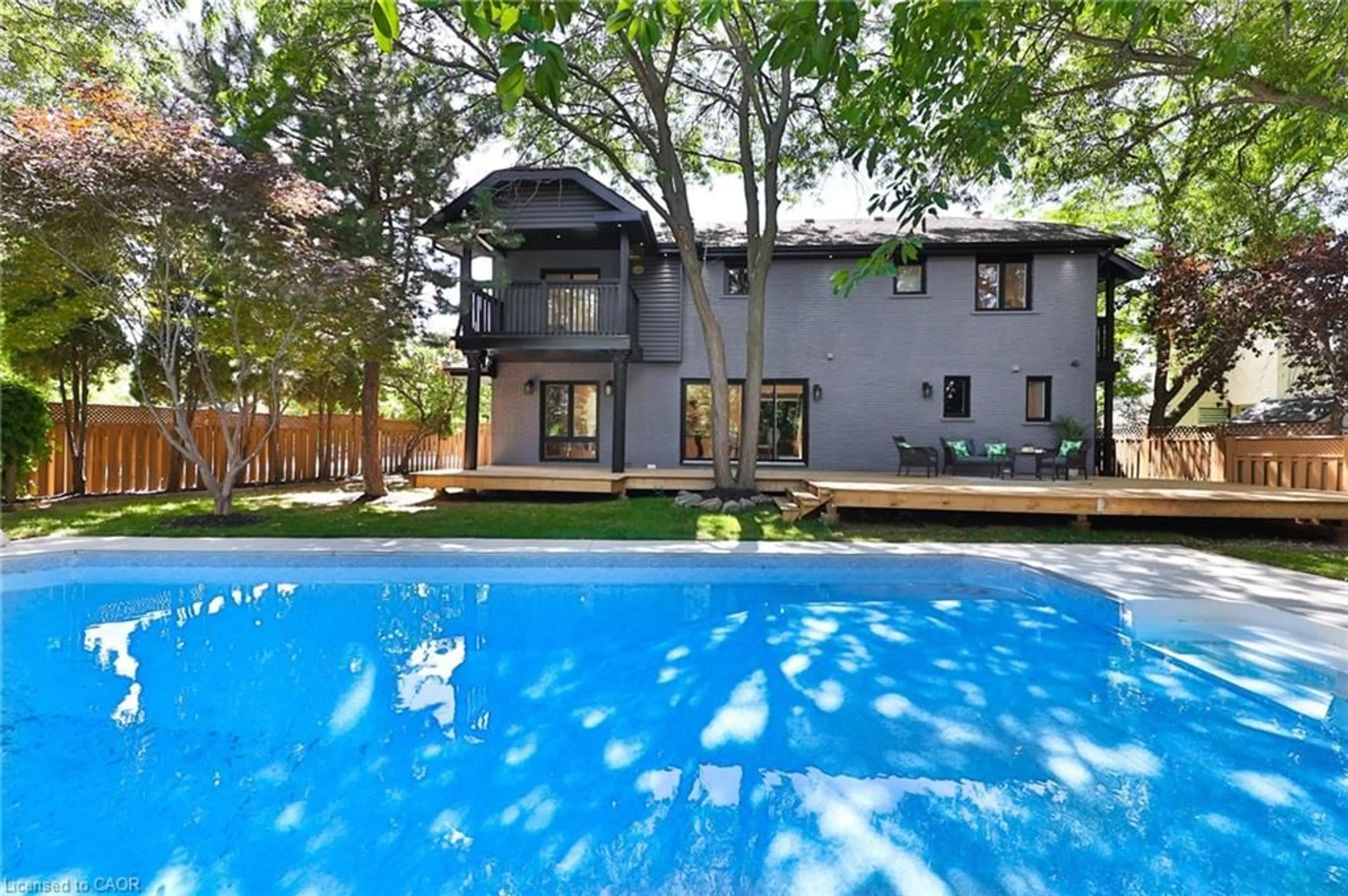 Pool for 2309 Dunedin Rd, Oakville Ontario L6J 5V4