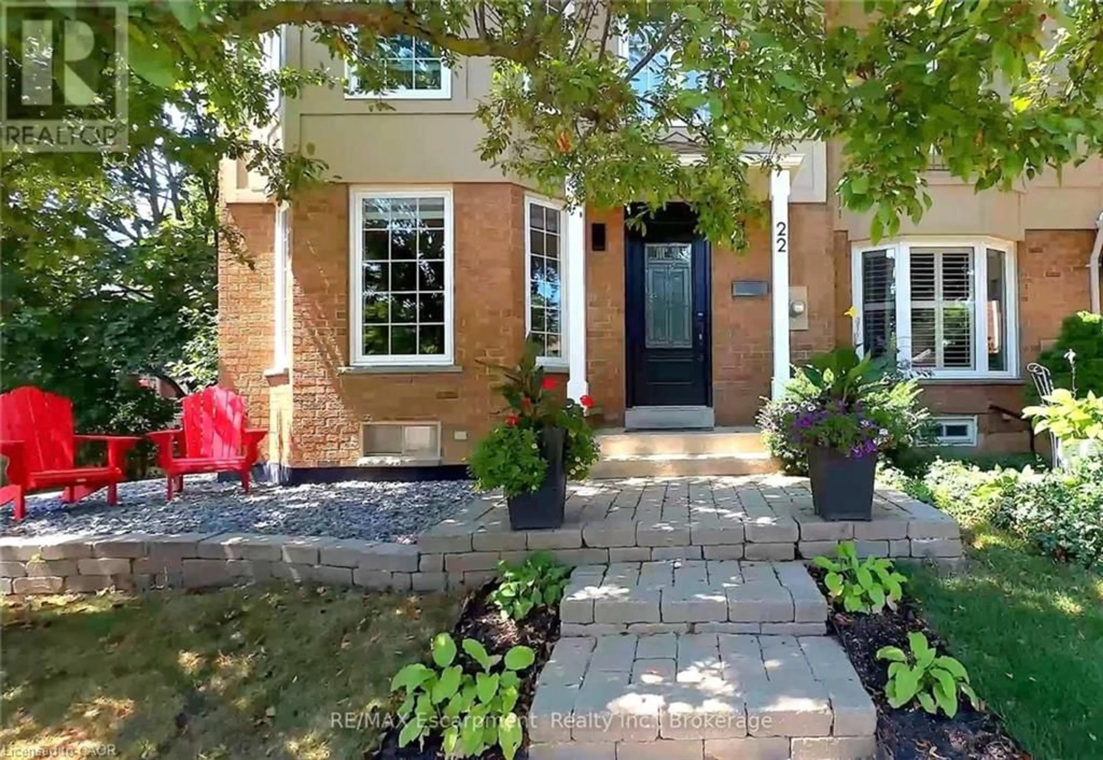 Home with brick exterior material, street for 22 Waterford Cres, Stoney Creek Ontario L8E 4Z9
