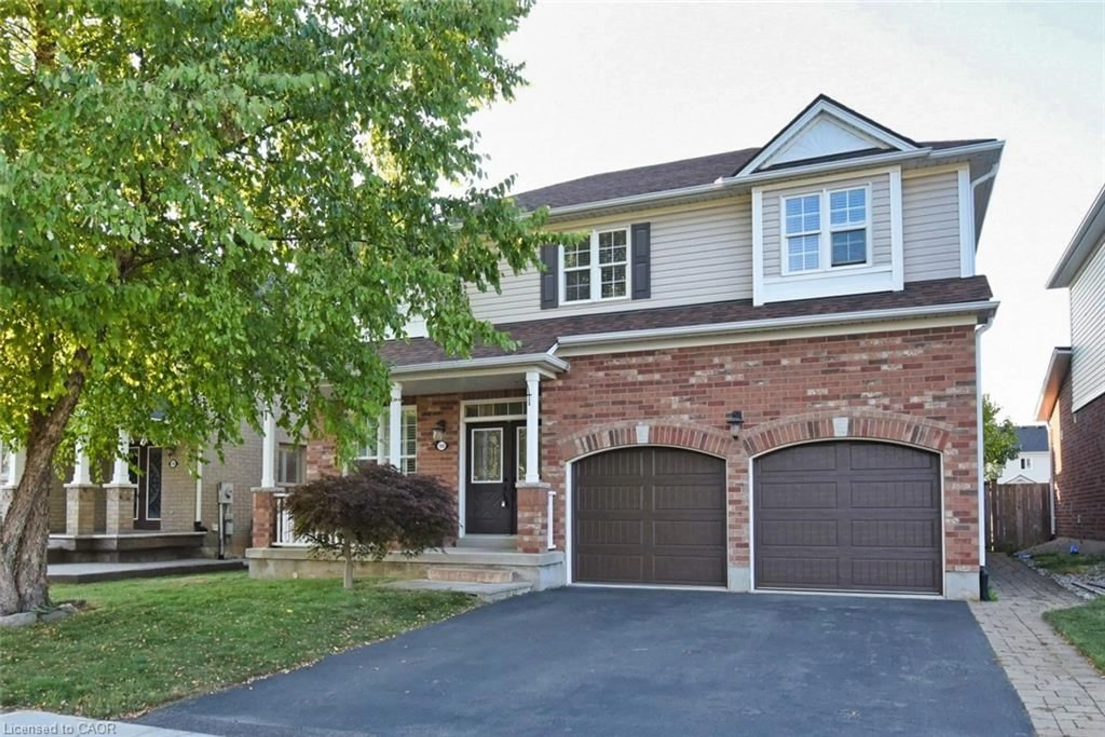 Home with brick exterior material, street for 188 Hunter Way, Brantford Ontario N3T 0B7