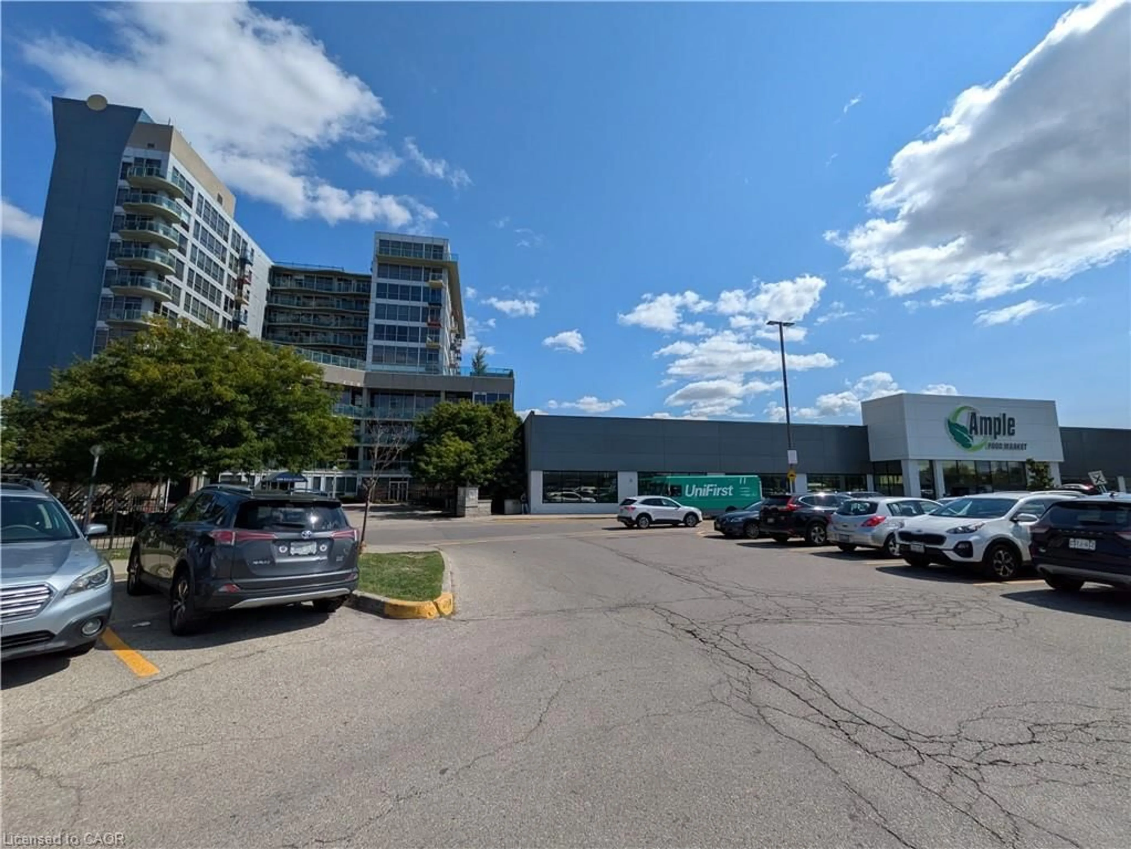 Parking for 1600 Keele St #8, Toronto Ontario M6N 5J1