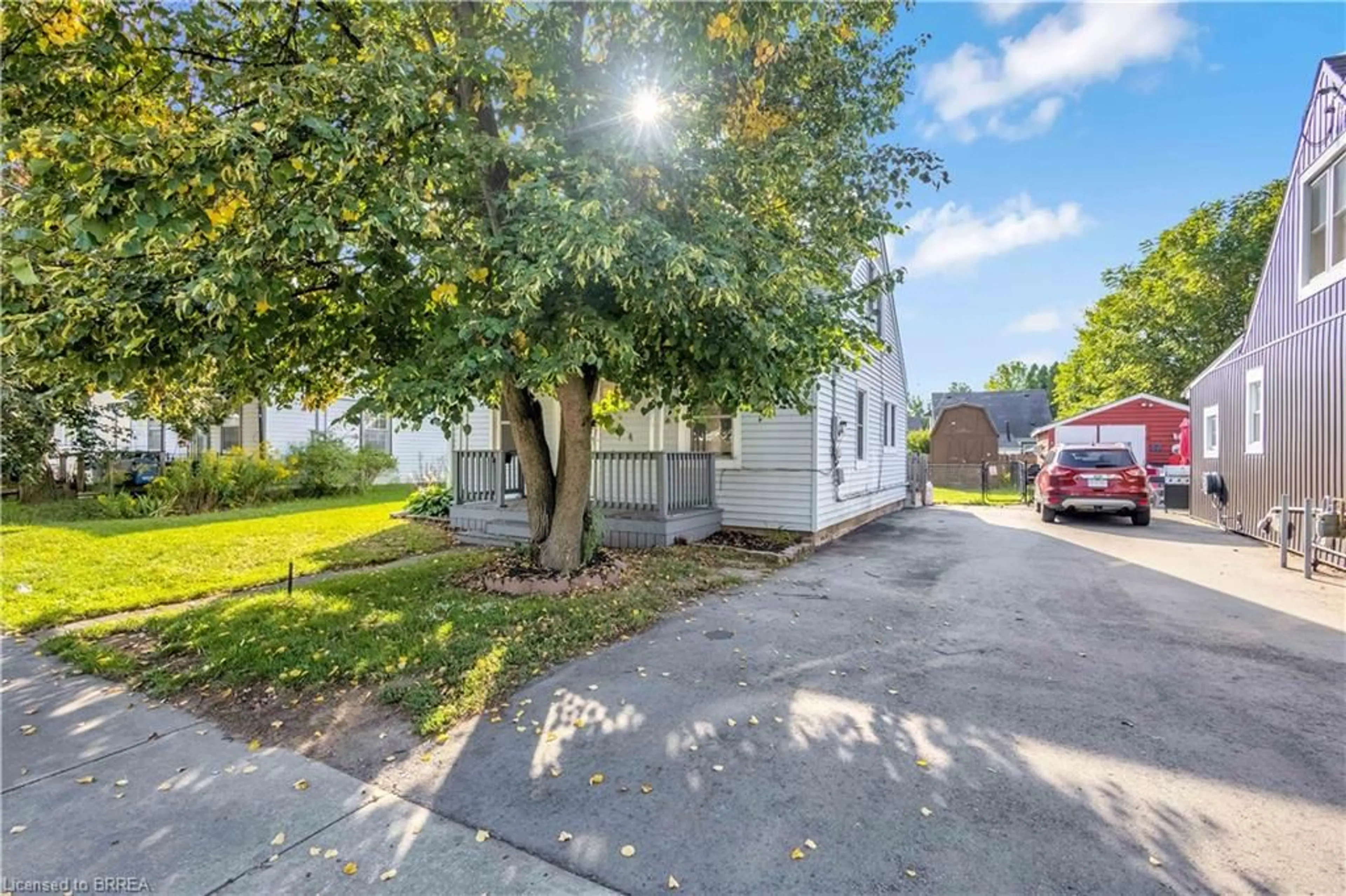 Unknown for 68 Dorothy St, Brantford Ontario N3S 1H2