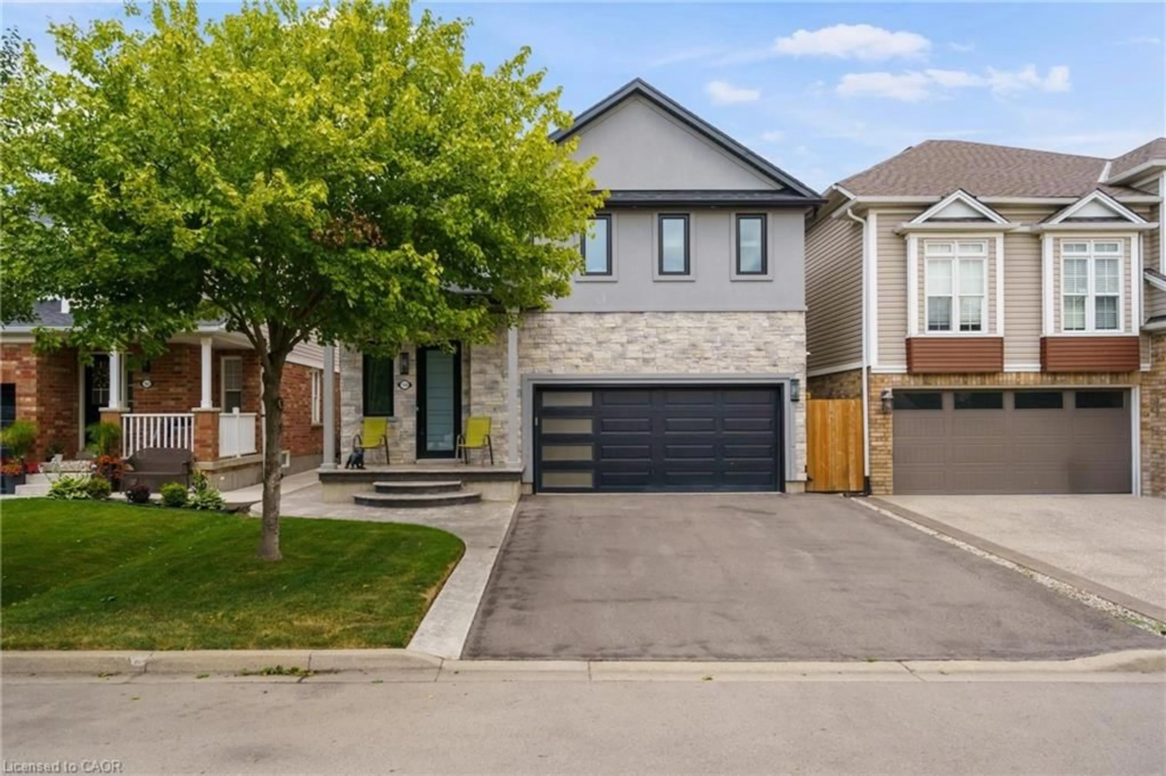 Home with brick exterior material, street for 158 Voyager Pass, Binbrook Ontario L0R 1C0