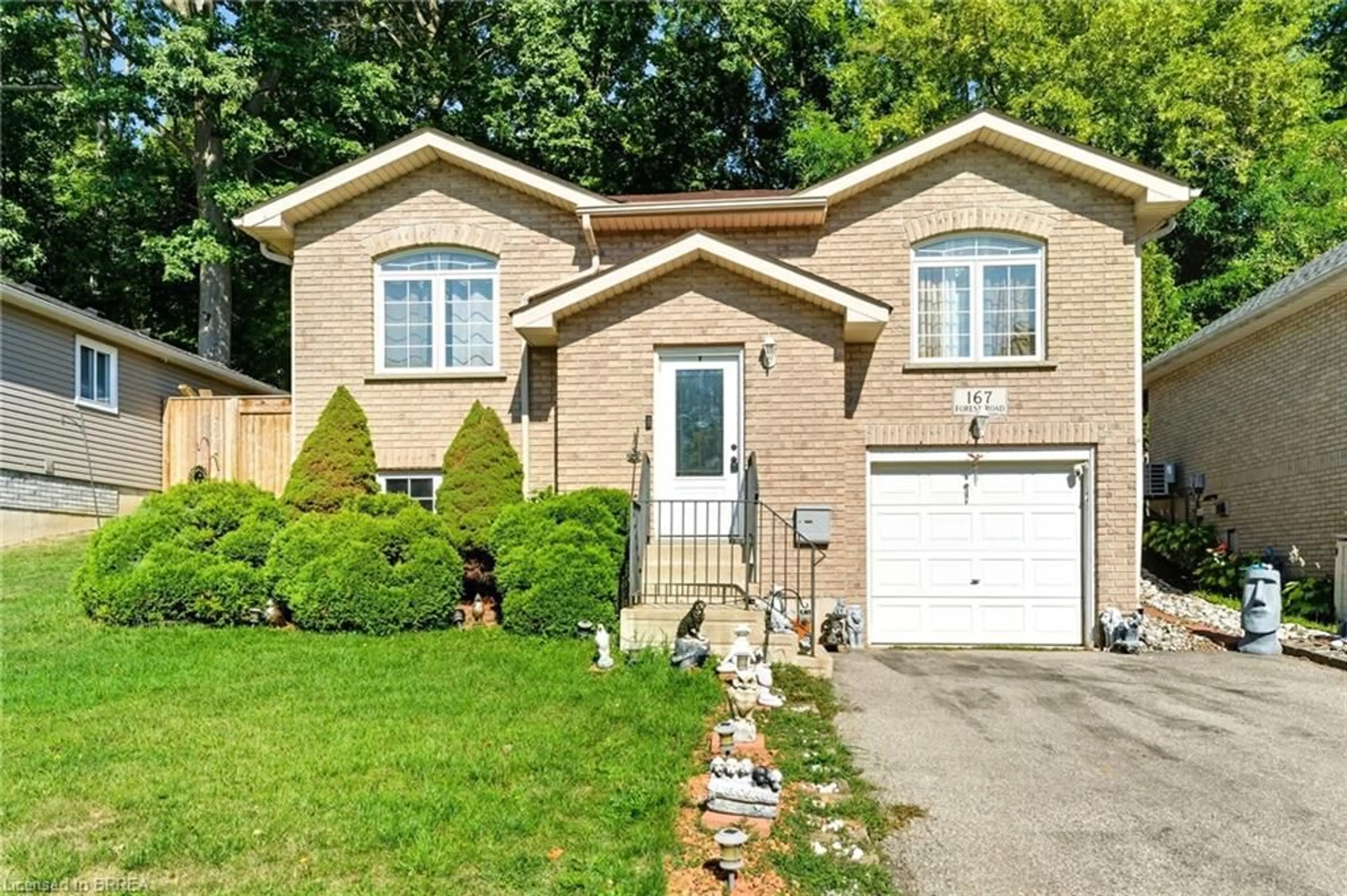 Home with brick exterior material, street for 167 Forest Rd, Brantford Ontario N3S 7L5