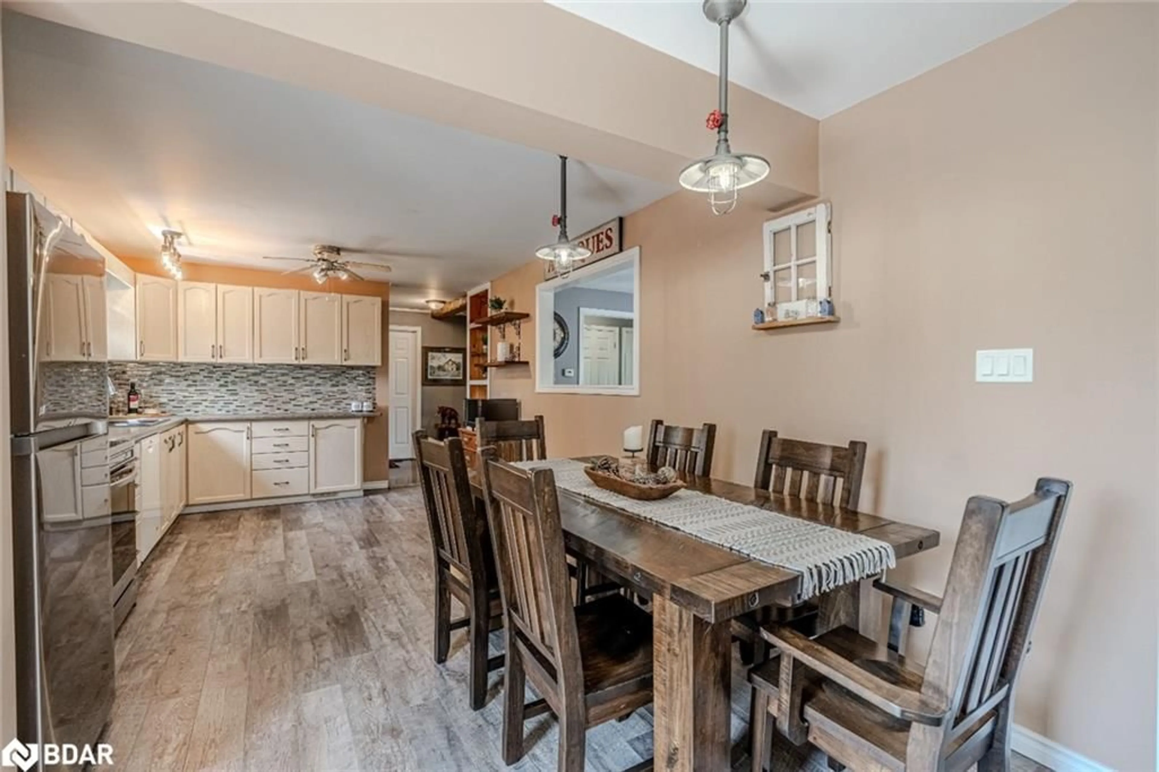 Open concept kitchen, unknown for 840 Fairbank Ave, Georgina Ontario L0E 1S0