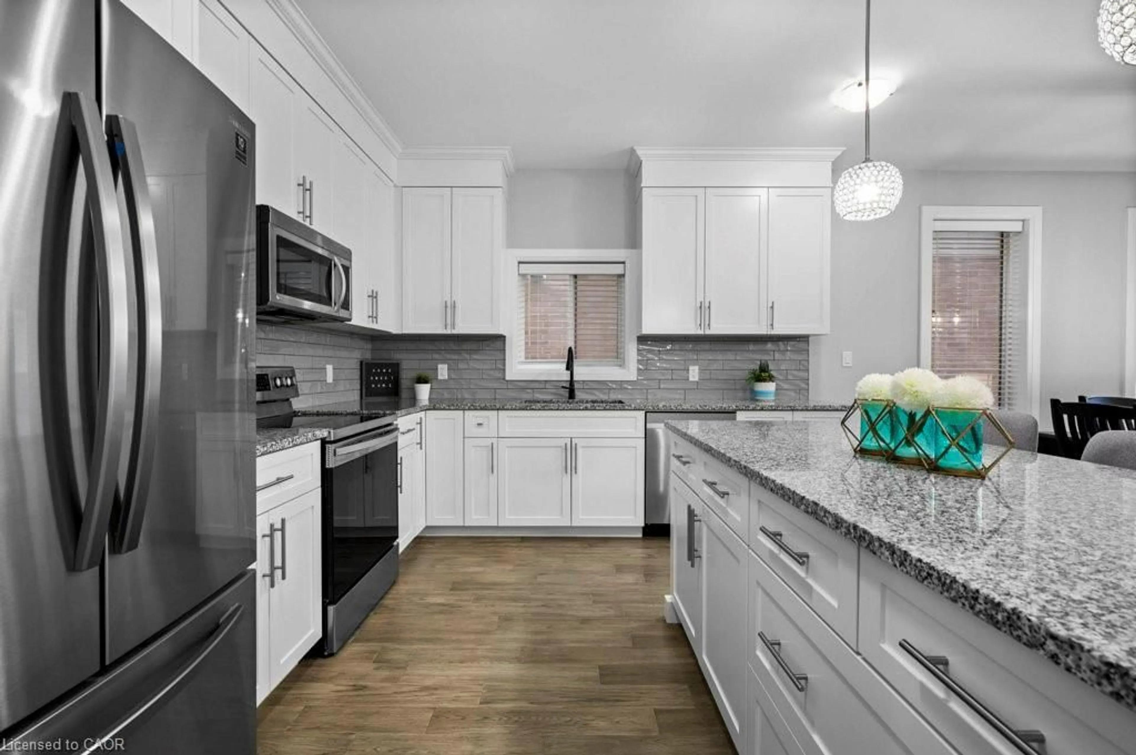 Open concept kitchen, ceramic/tile floor for 904 Chapel Hill Court, Kitchener Ontario N2R 0P4