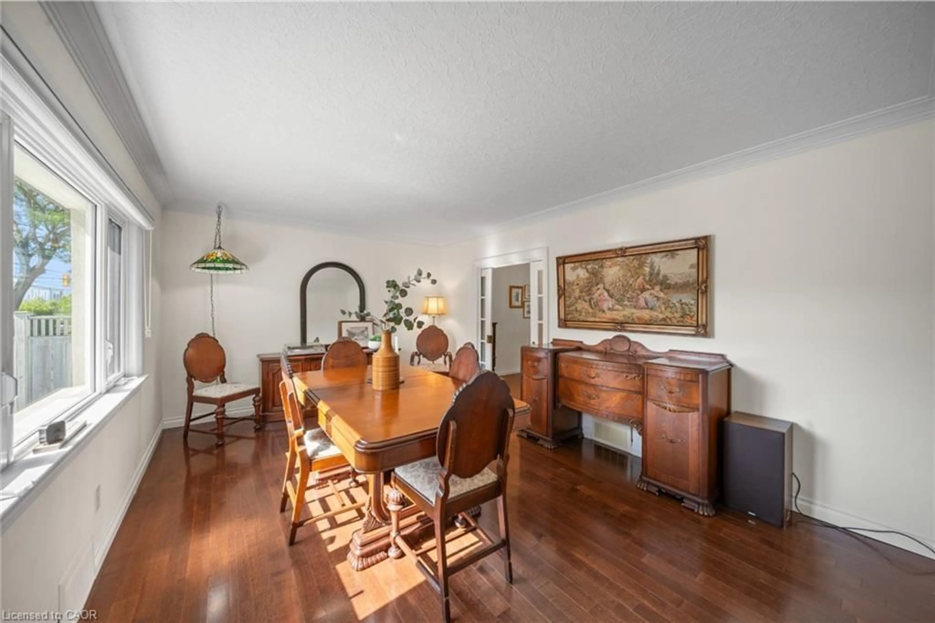 Dining room, wood/laminate floor for 7 Joymar Dr, Mississauga Ontario L5M 1E8