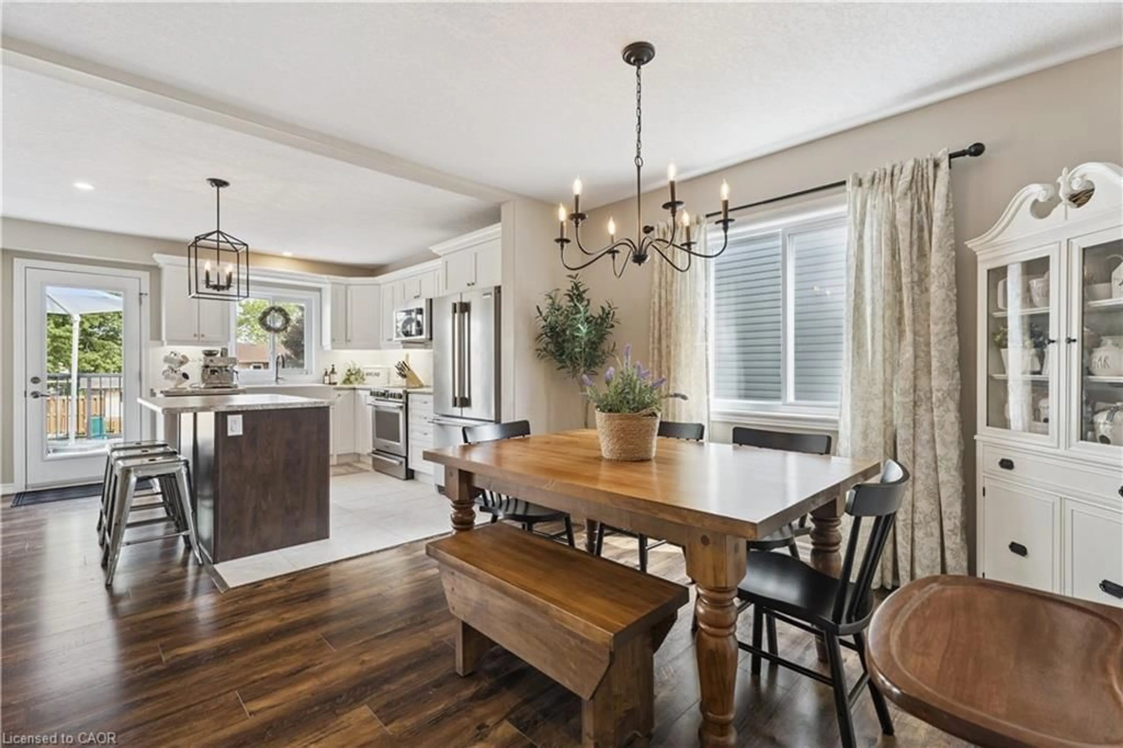 Open concept kitchen, unknown for 257 Quebec St, Stayner Ontario L0M 1S0