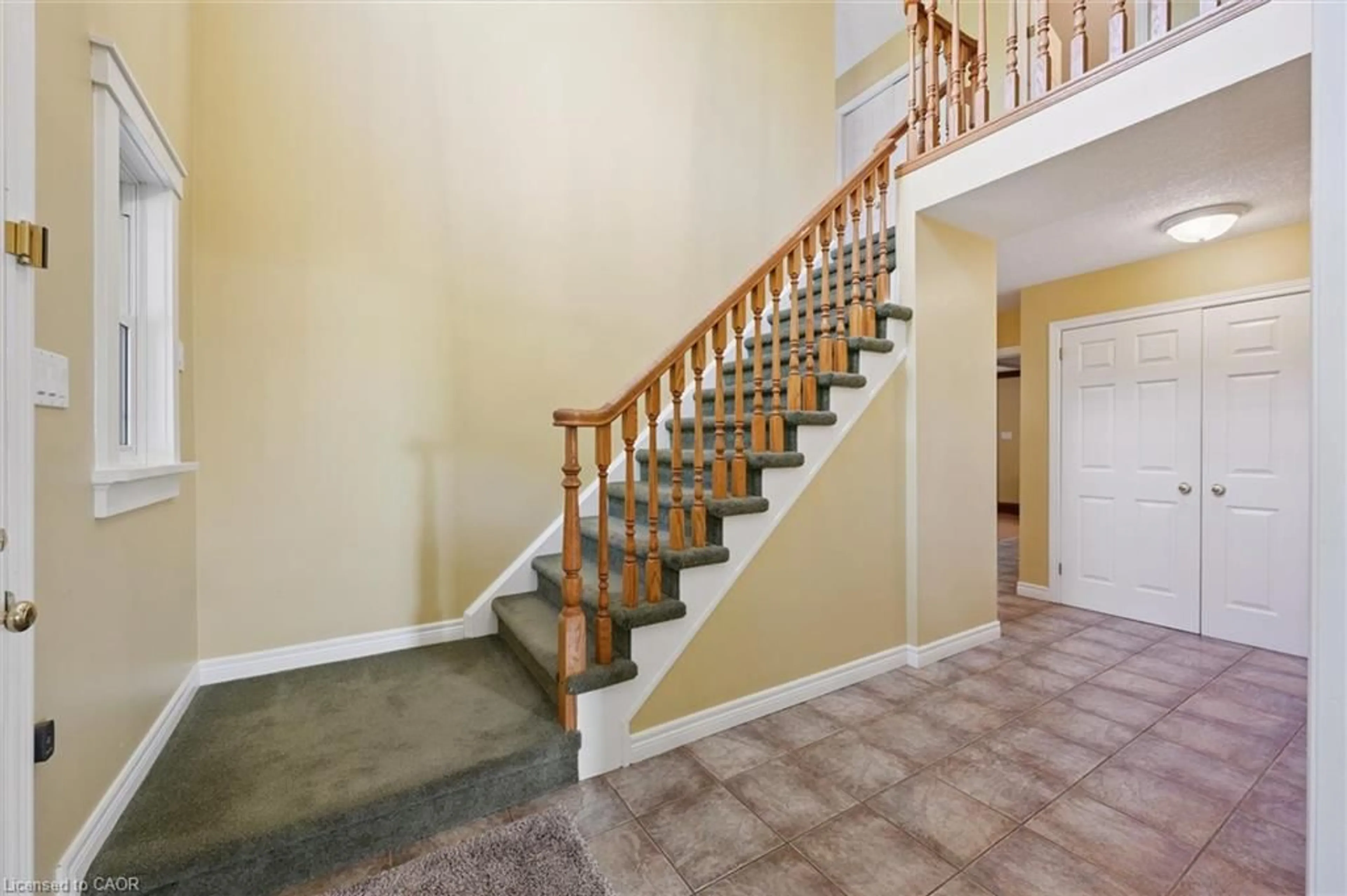 Unknown for 349 Meadowvale Pl, Waterloo Ontario N2K 3P8