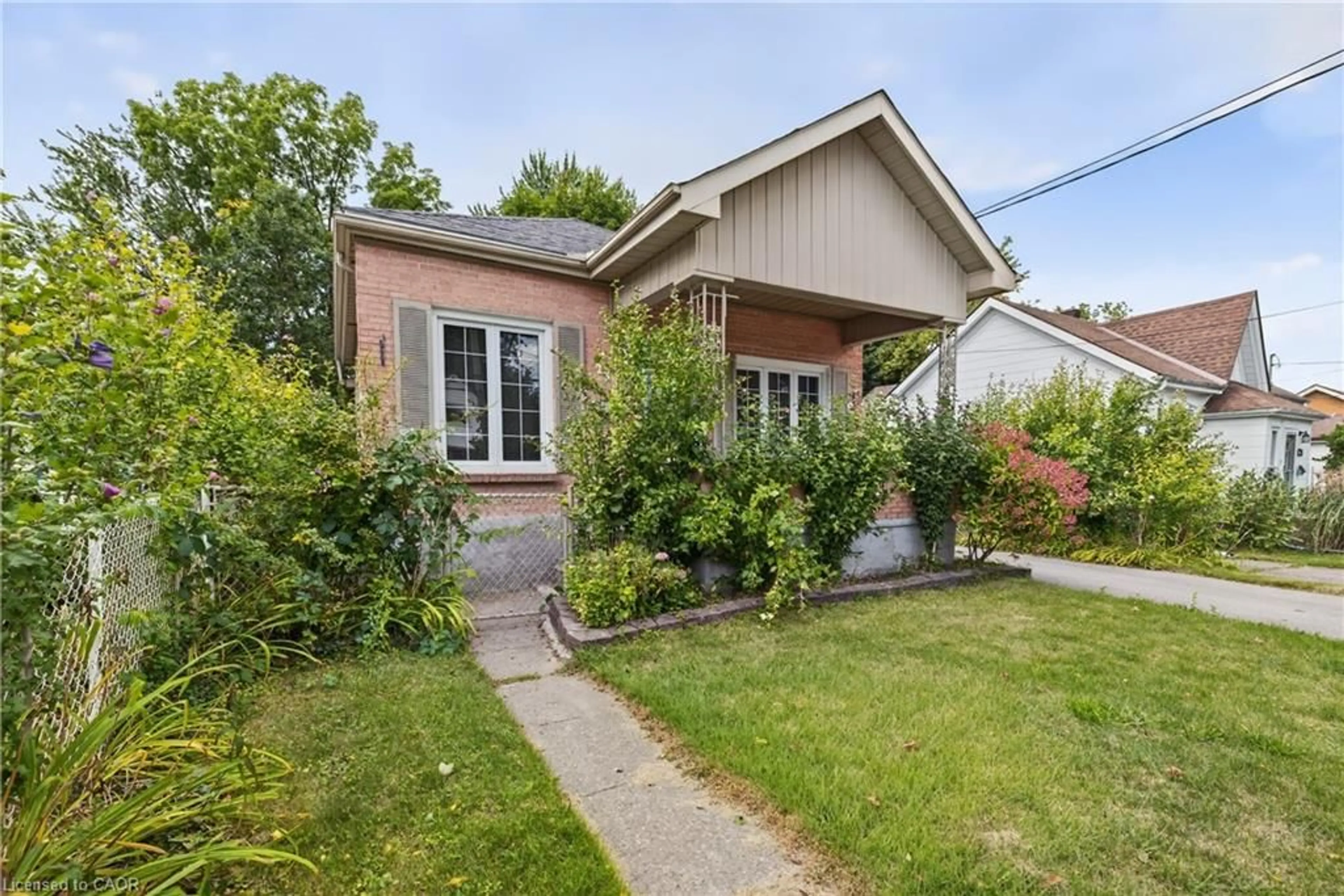 Unknown for 233 High St, London Ontario N6C 4K9