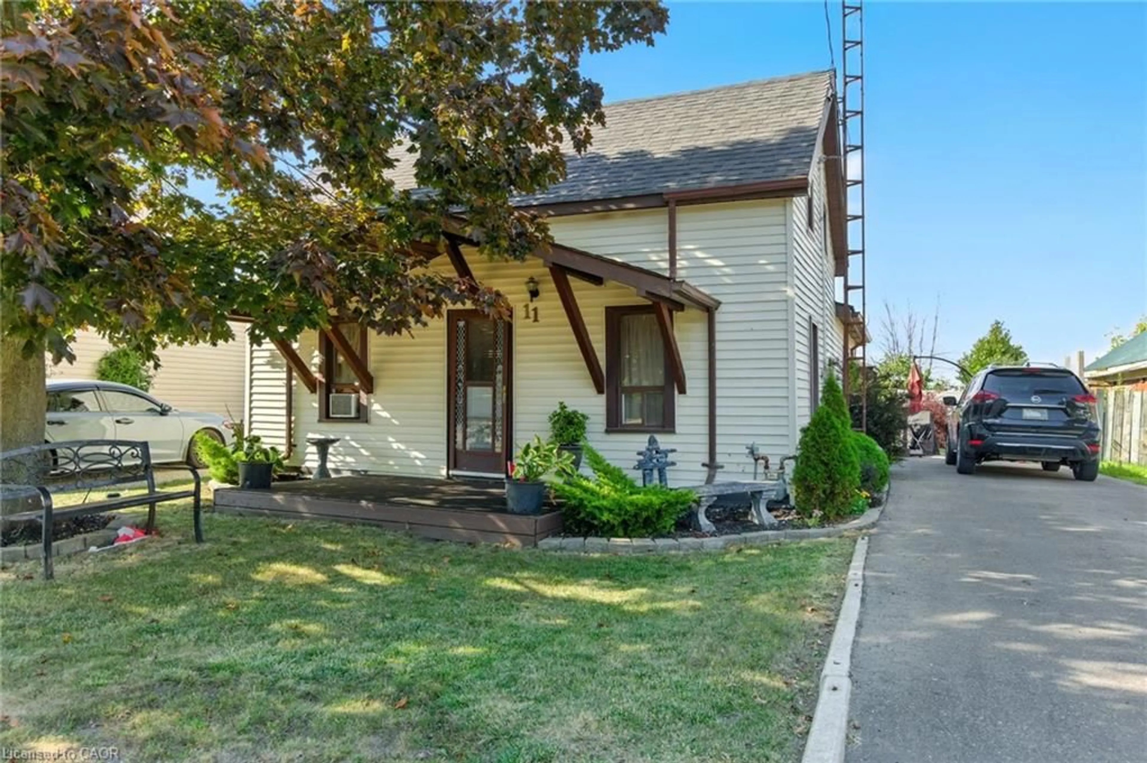 Unknown for 11 Main St, Fisherville Ontario N0A 1G0