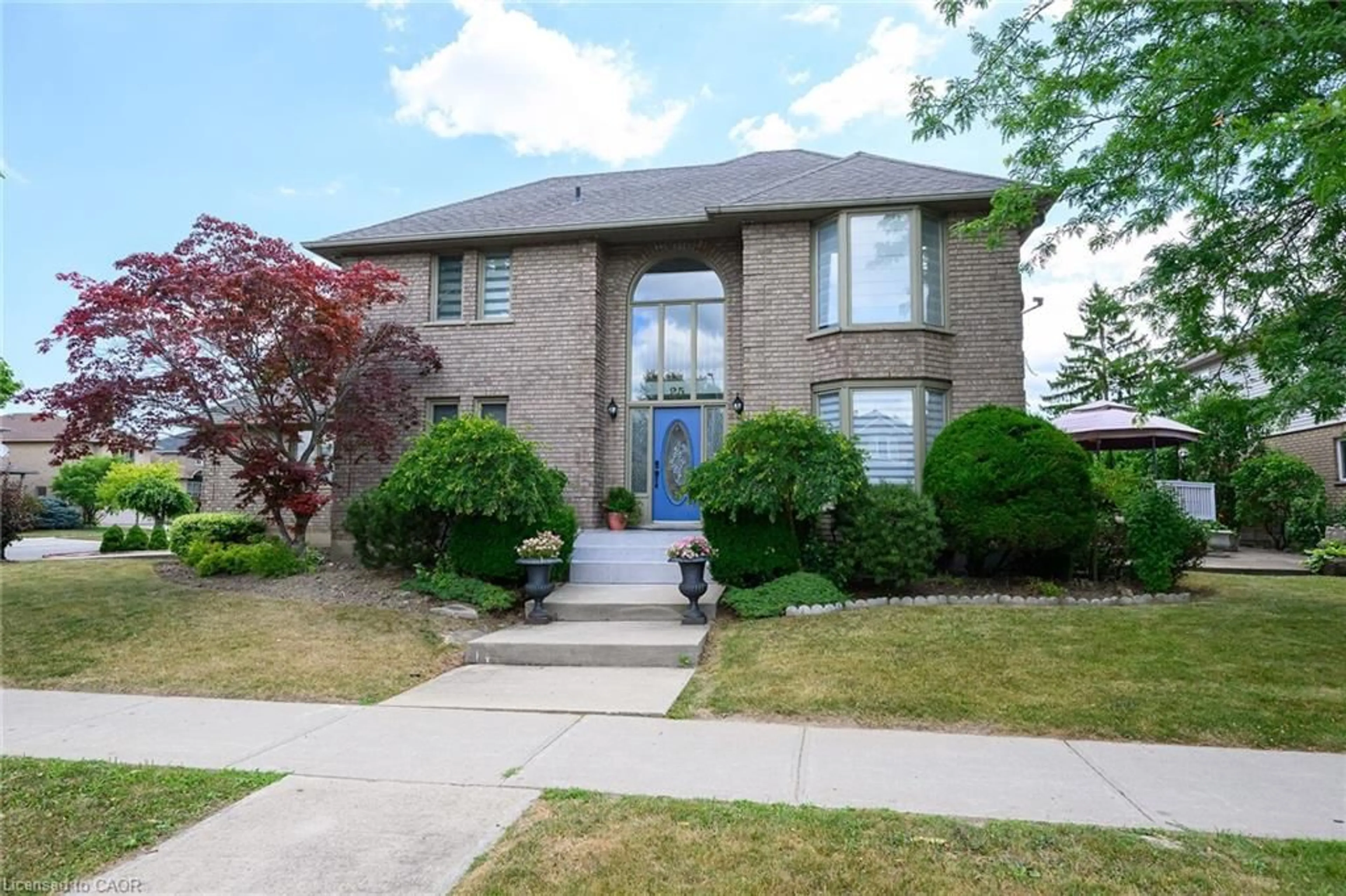 Home with brick exterior material, street for 25 Highbury Dr, Hamilton Ontario L8J 2T3