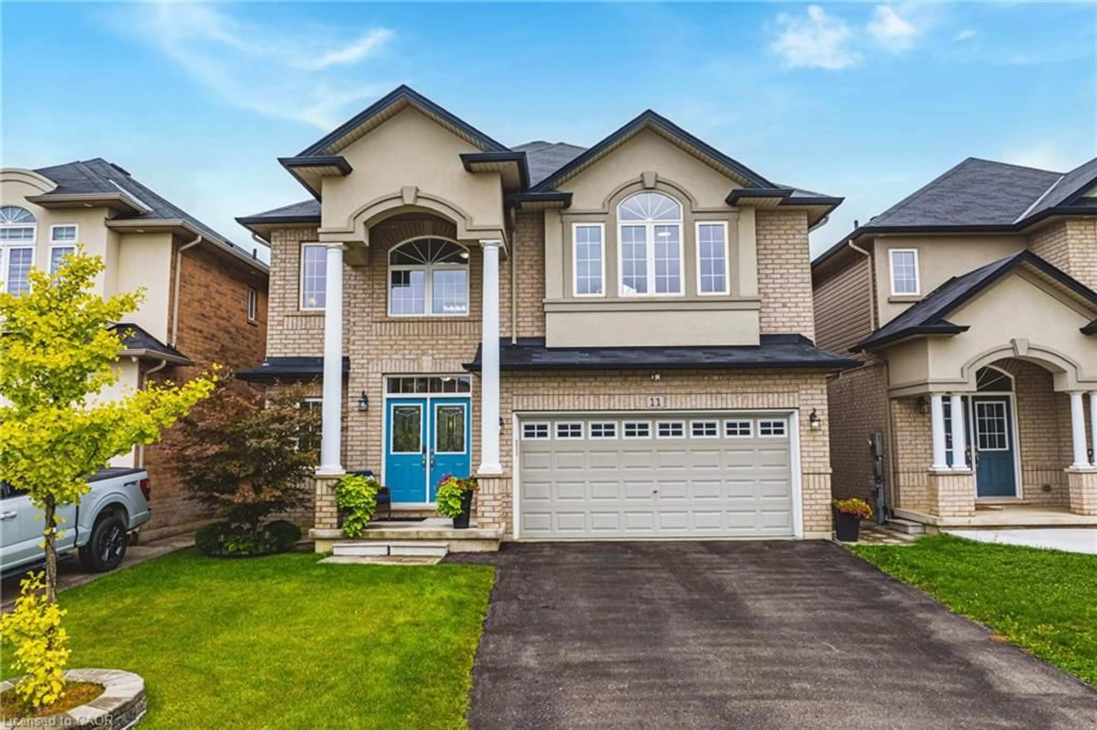 Home with brick exterior material, street for 11 Weathering Heights Drive Dr, Stoney Creek Ontario L8J 0E6