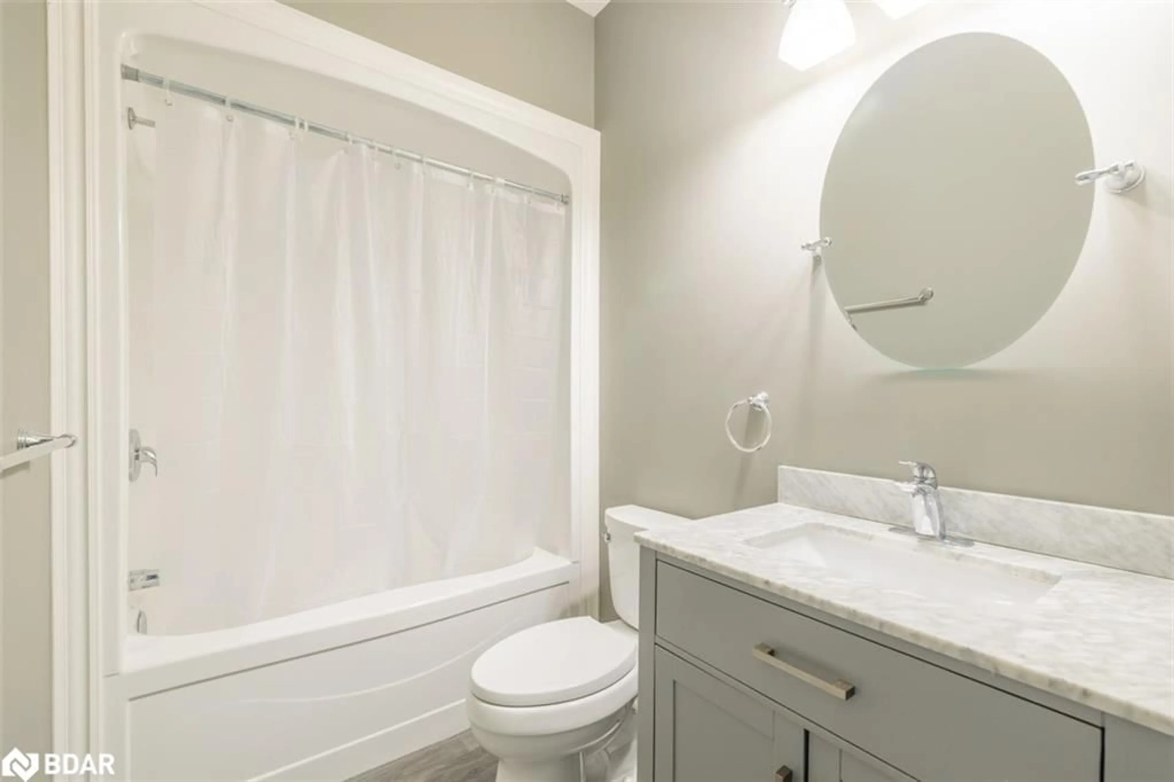Standard bathroom, ceramic/tile floor for 80A Townline Rd, St. Catharines Ontario L2T 1P6