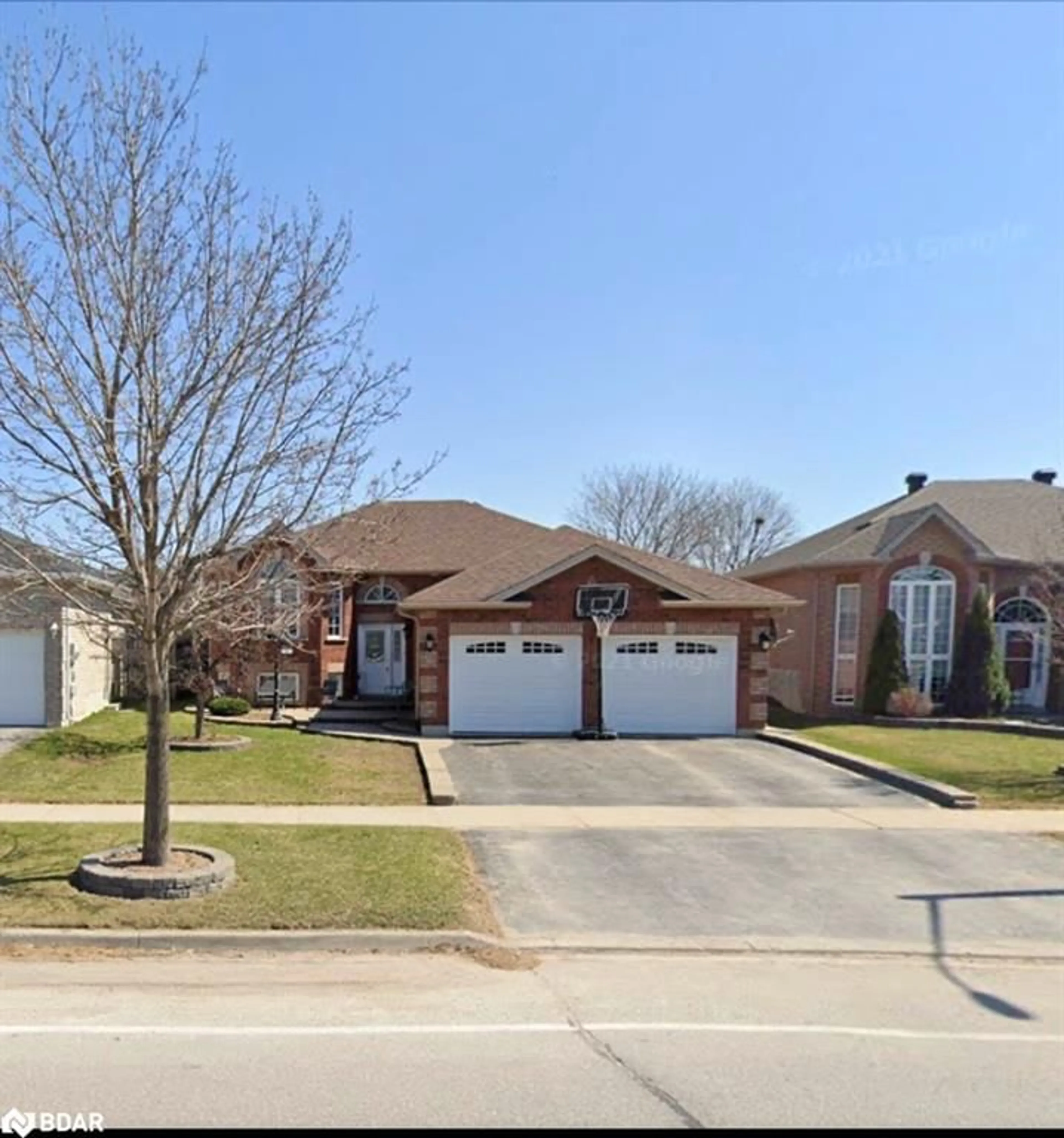 Home with brick exterior material, street for 55 Marsellus Dr, Barrie Ontario L4N 8S6
