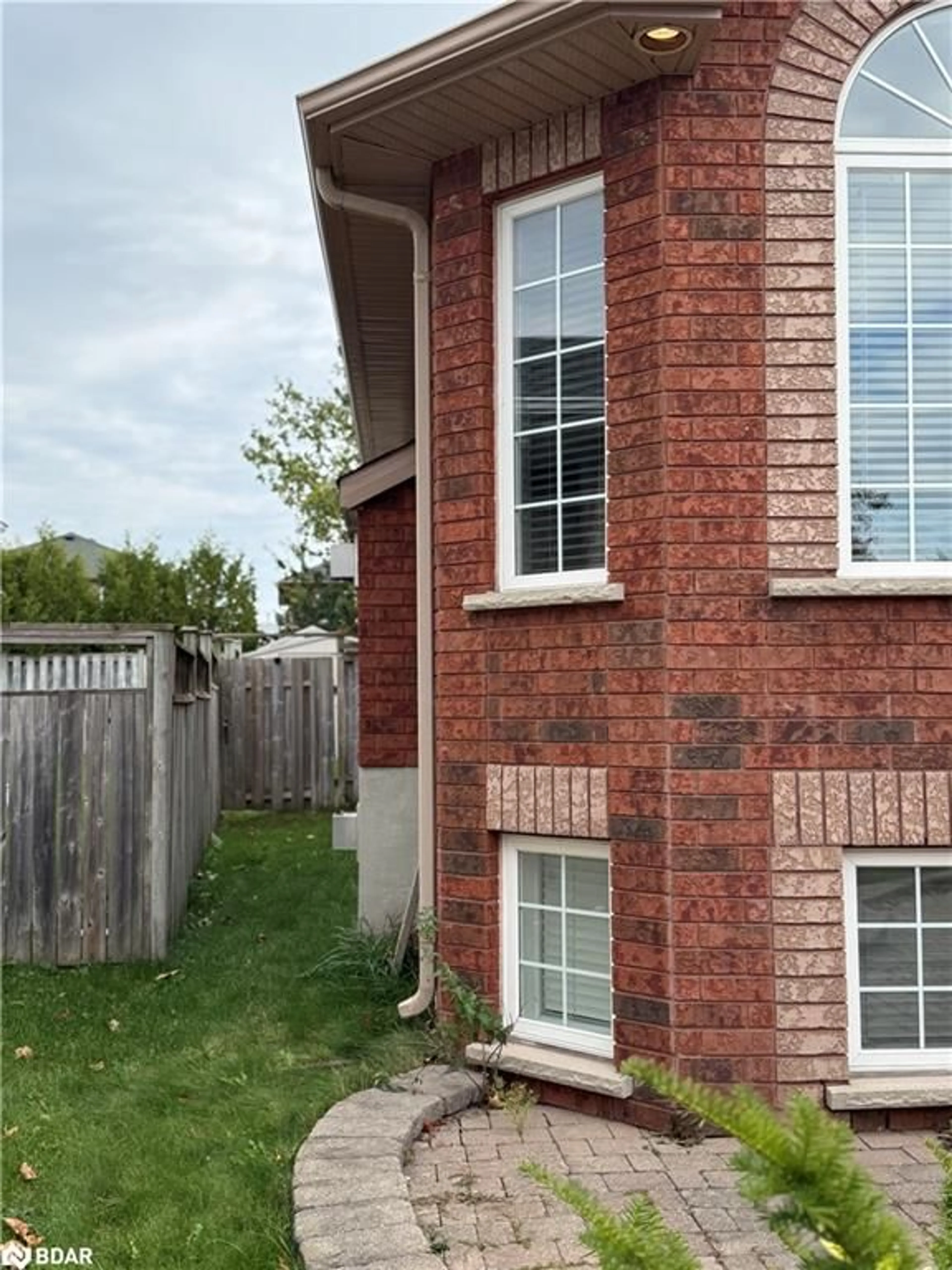 Home with brick exterior material, building for 55 Marsellus Dr, Barrie Ontario L4N 8S6