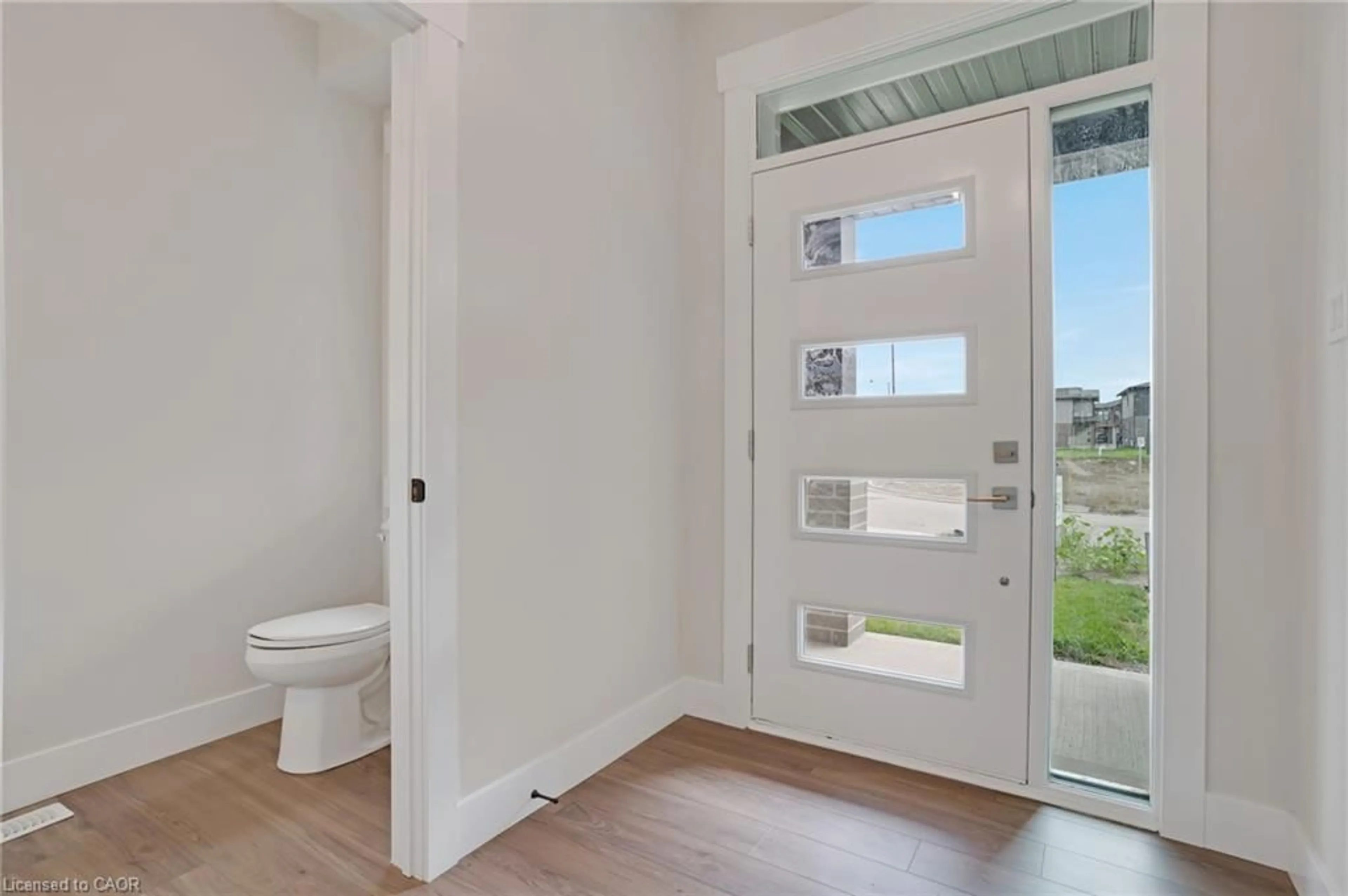 Indoor entryway for 24 Moon Cres, Cambridge Ontario N1S 5B4