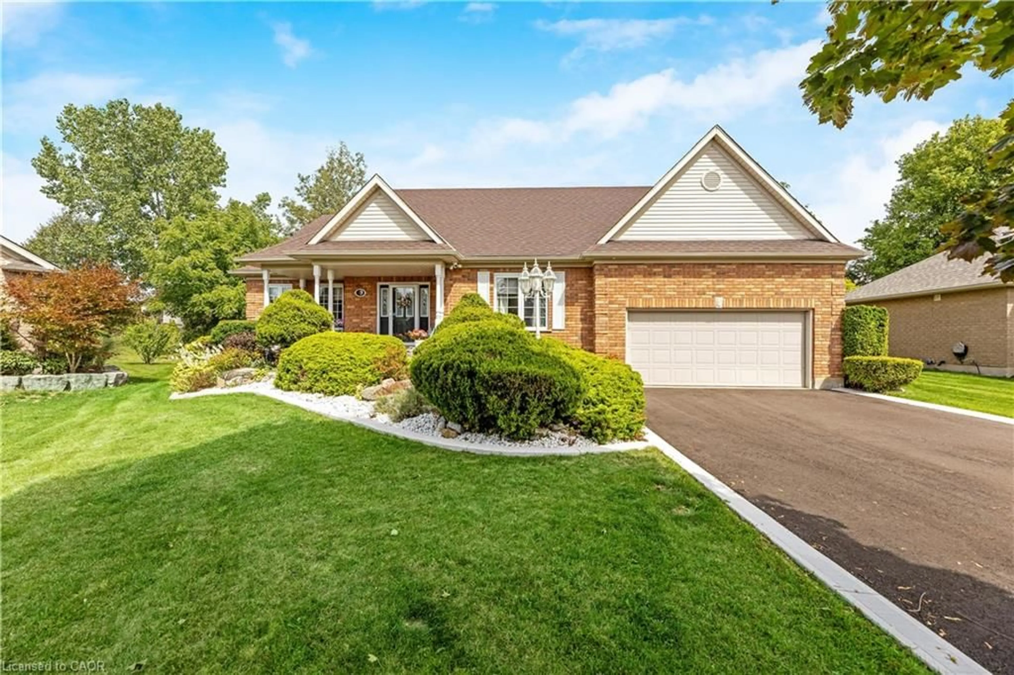 Home with brick exterior material, unknown for 178 Bernardi Cres, Rockwood Ontario N0B 2K0