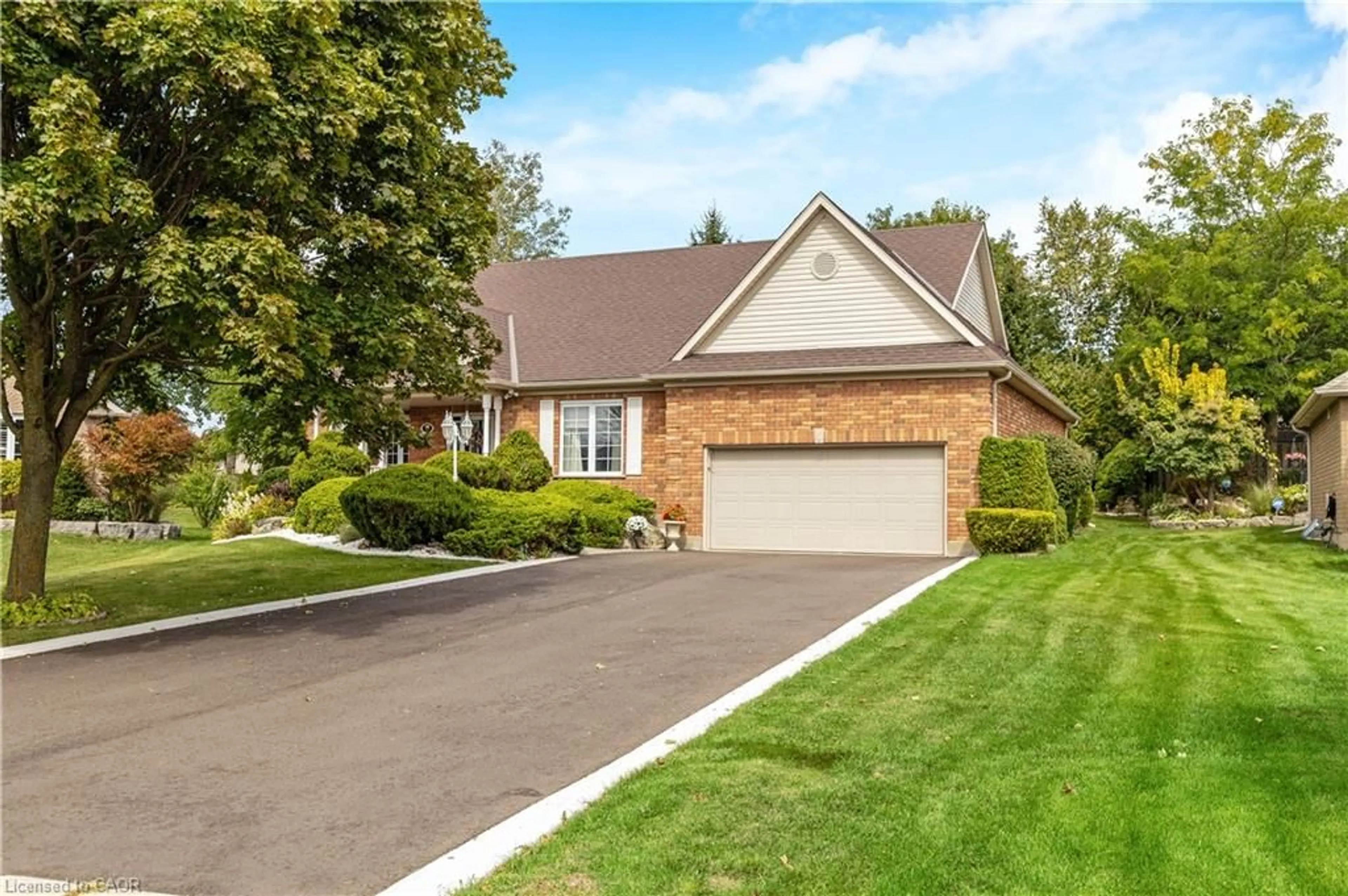 Home with brick exterior material, street for 178 Bernardi Cres, Rockwood Ontario N0B 2K0