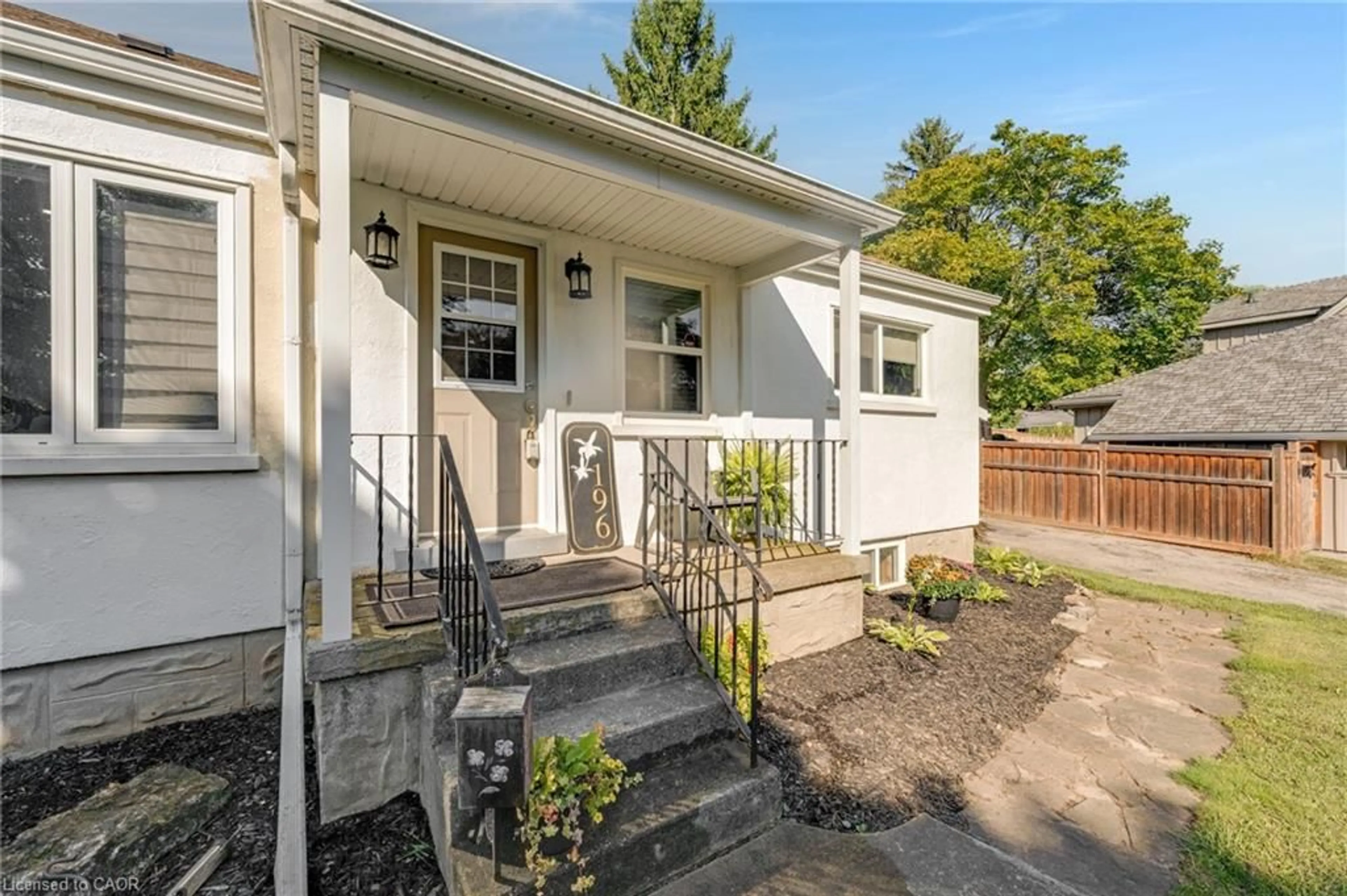 Home with vinyl exterior material, street for 196 West River Rd, Cambridge Ontario N1S 3A1