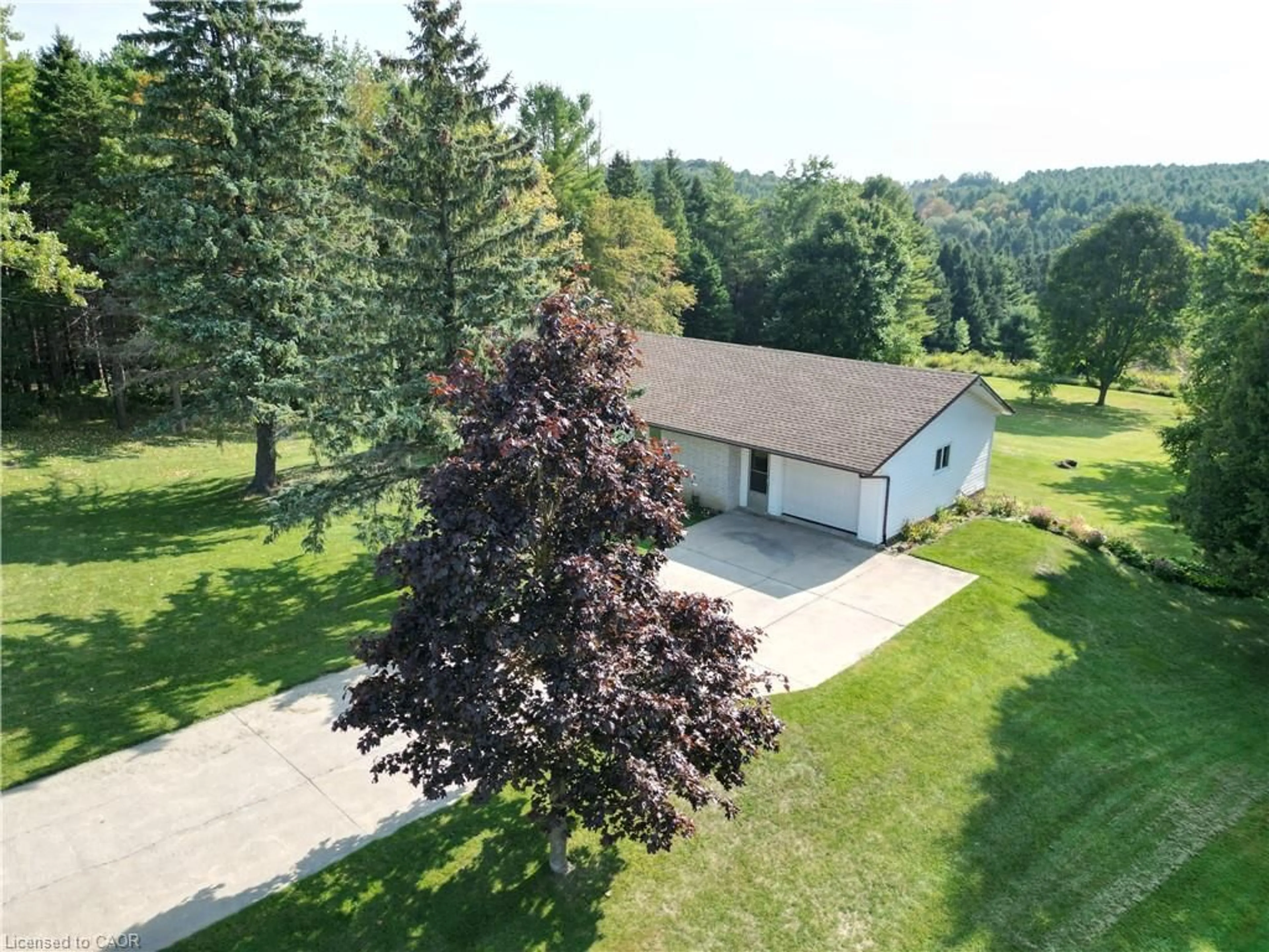 A pic from outside/outdoor area/front of a property/back of a property/a pic from drone, unknown for 7321 Wellington Rd 11, Drayton Ontario N0G 1P0