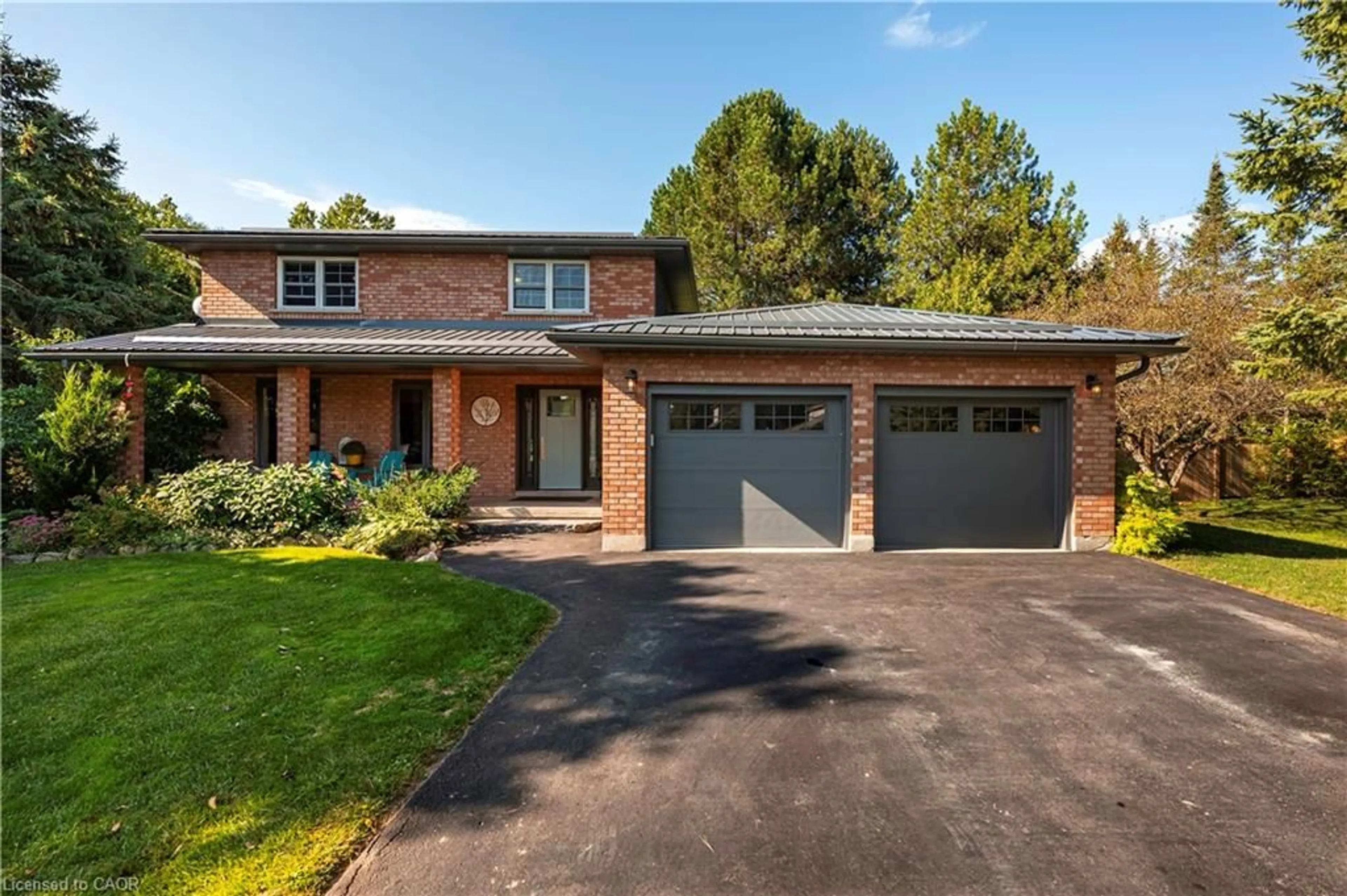 Home with brick exterior material, street for 4 Sargent Blvd, Belwood Ontario N0B 1J0