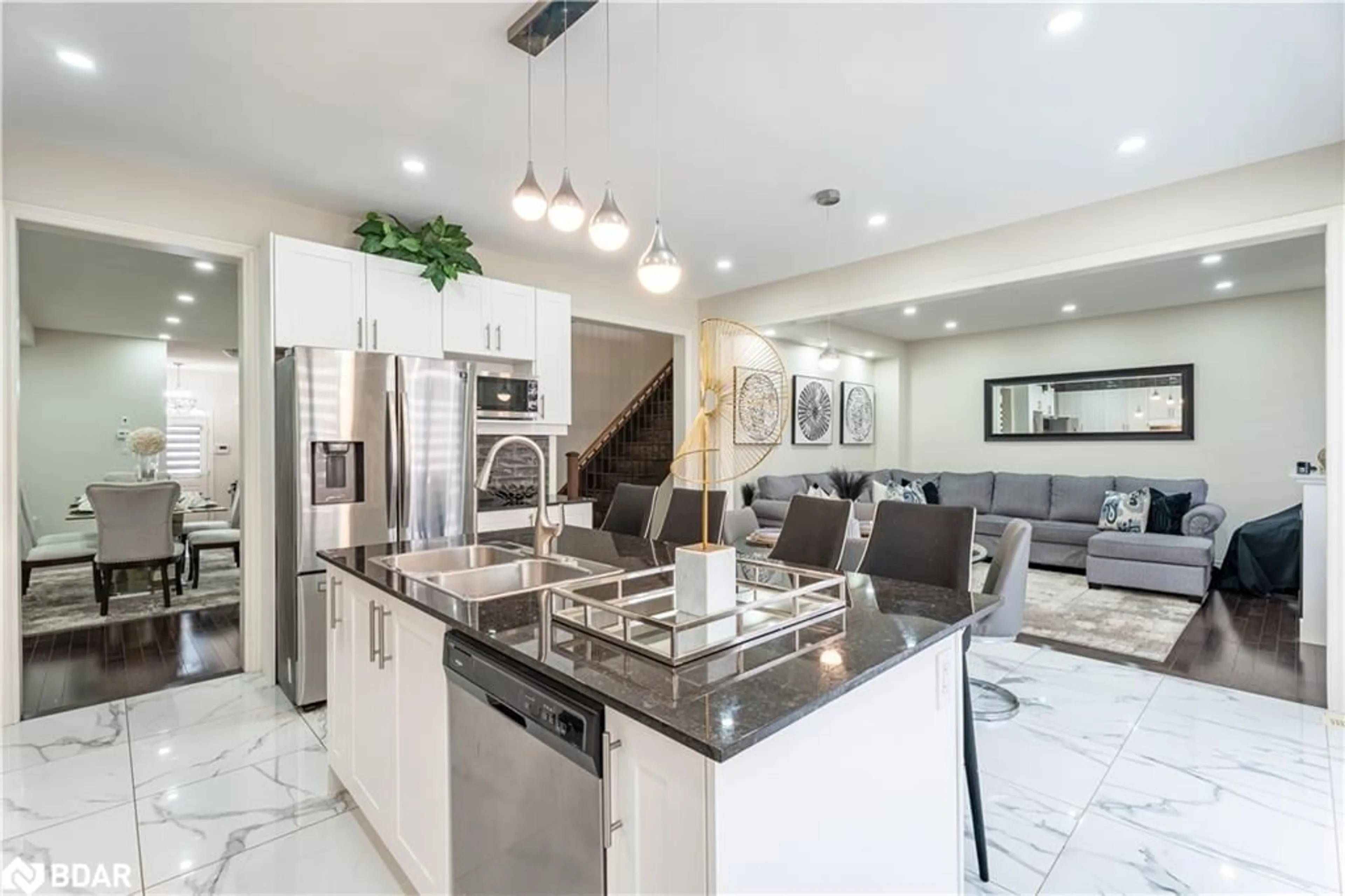 Contemporary kitchen, ceramic/tile floor for 555 Veterans Drive Dr, Brampton Ontario L7A 5A6