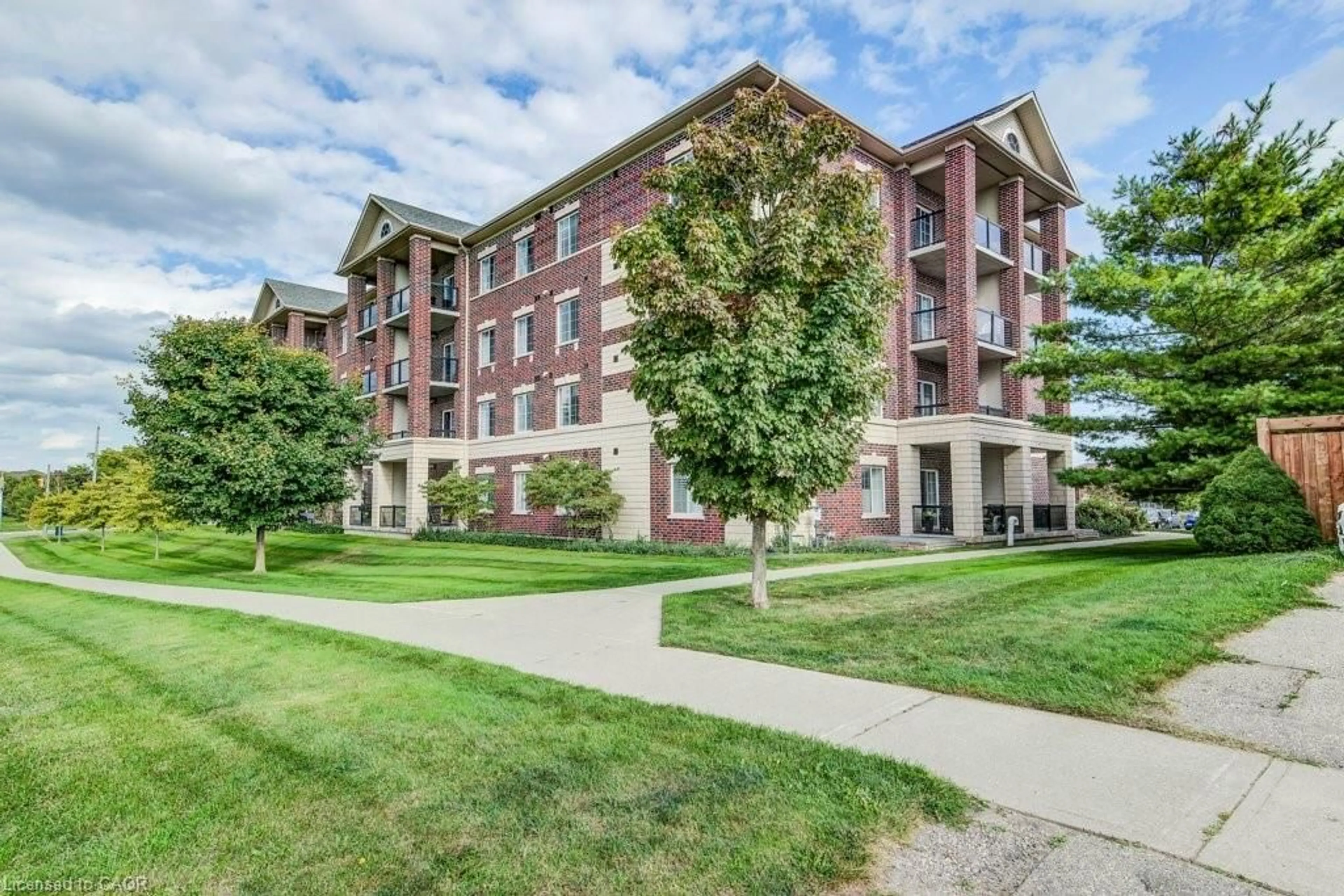 Unknown for 308 Watson Pky #118, Guelph Ontario N1E 0G7