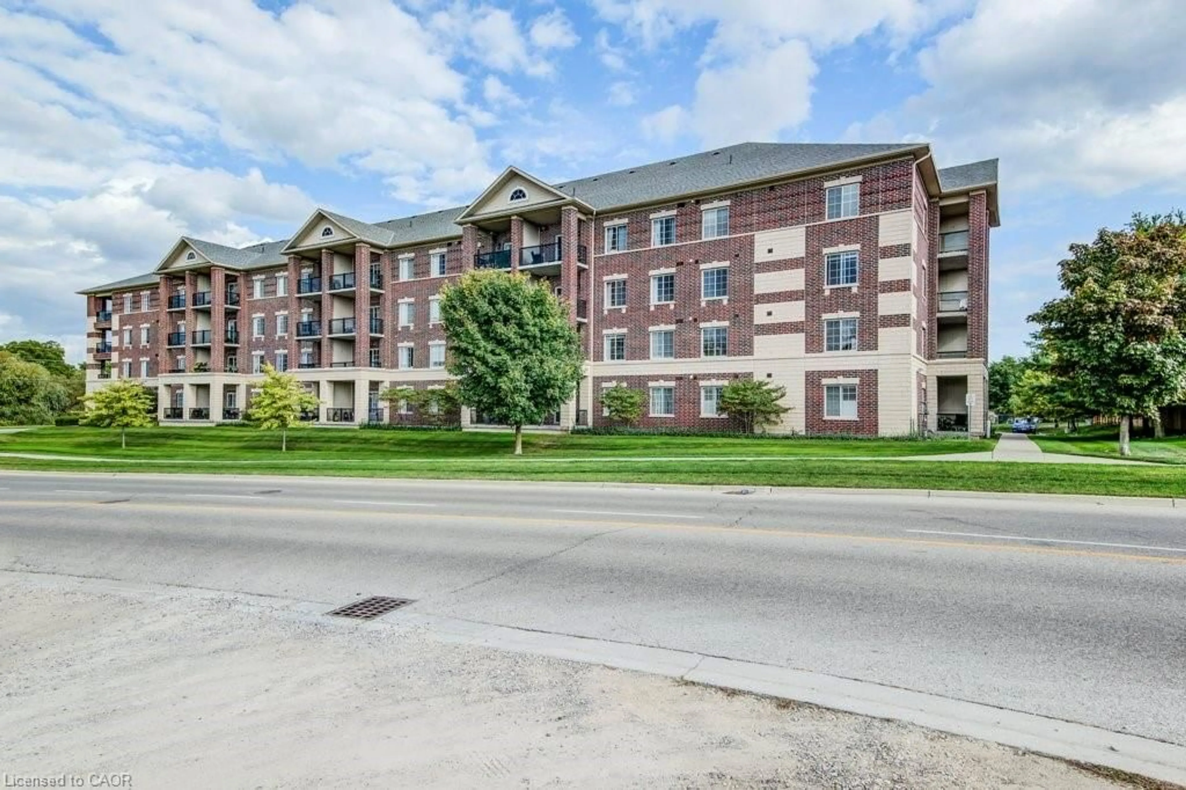Unknown for 308 Watson Pky #118, Guelph Ontario N1E 0G7