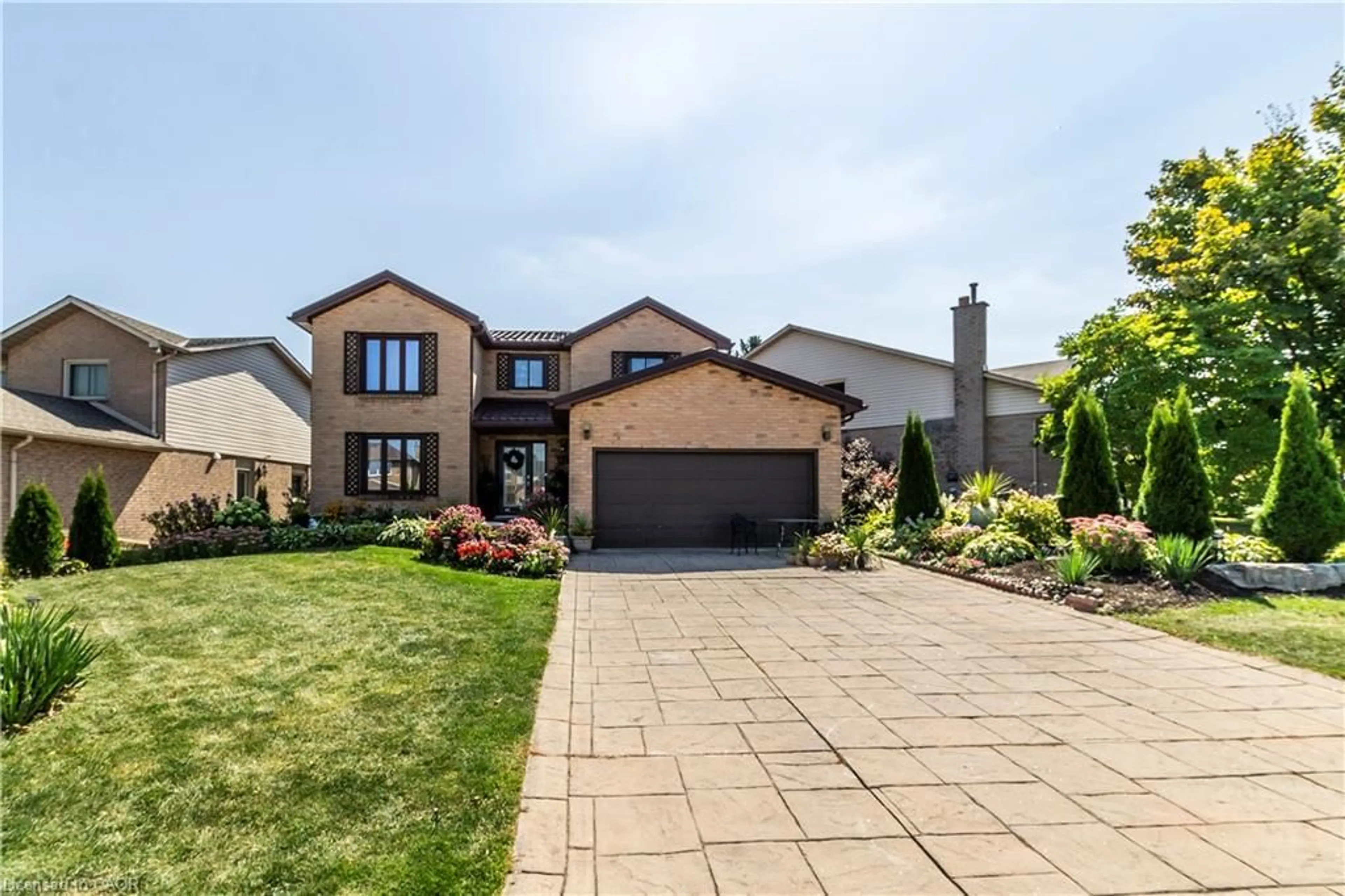 Home with brick exterior material, street for 15 Bourbon Crt, Hamilton Ontario L9B 2E9