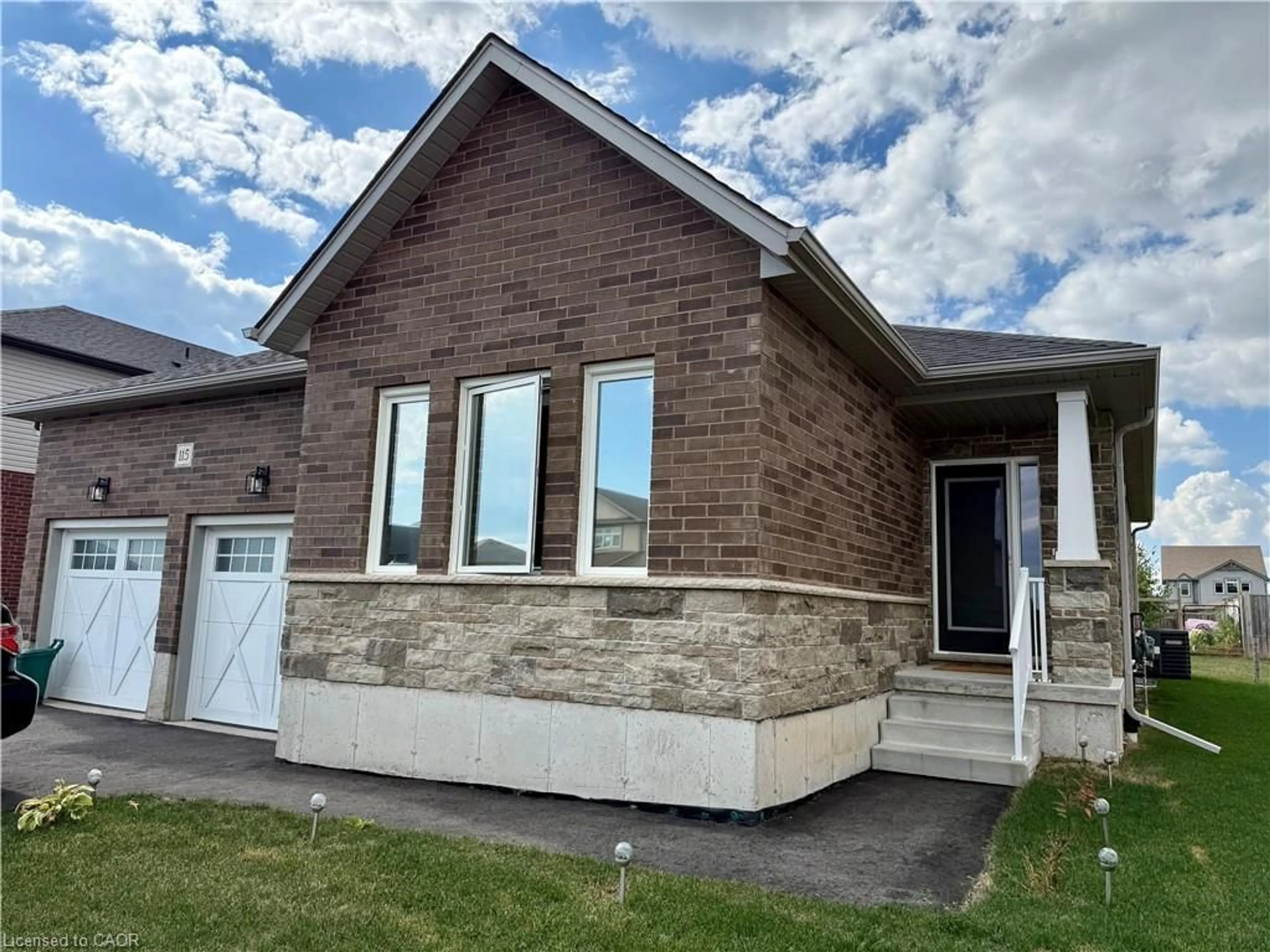 Home with brick exterior material, building for 115 Maple St, Drayton Ontario N0G 1P0
