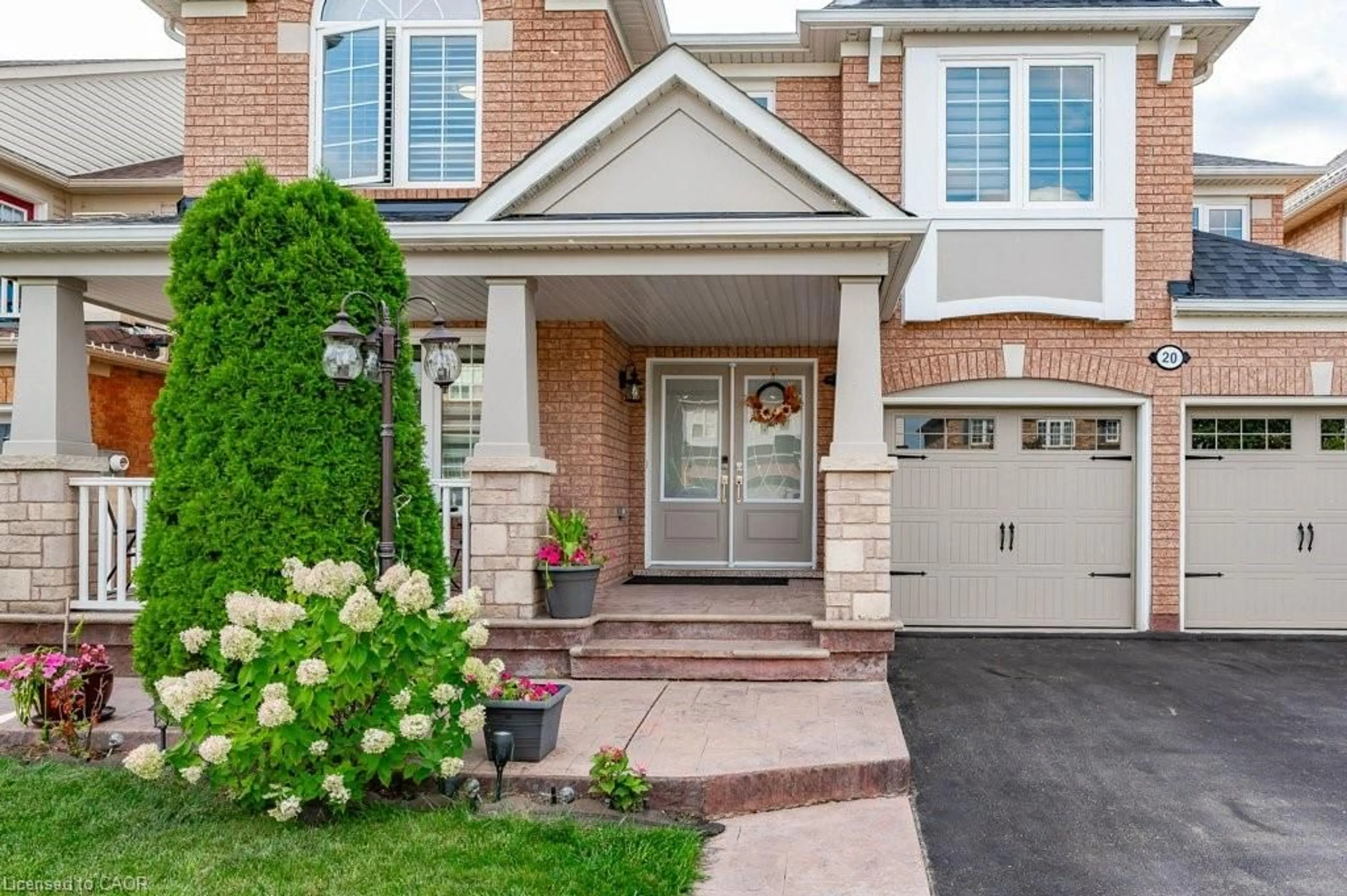 Home with brick exterior material, street for 20 Bonavista Dr, Brampton Ontario L6X 0N2