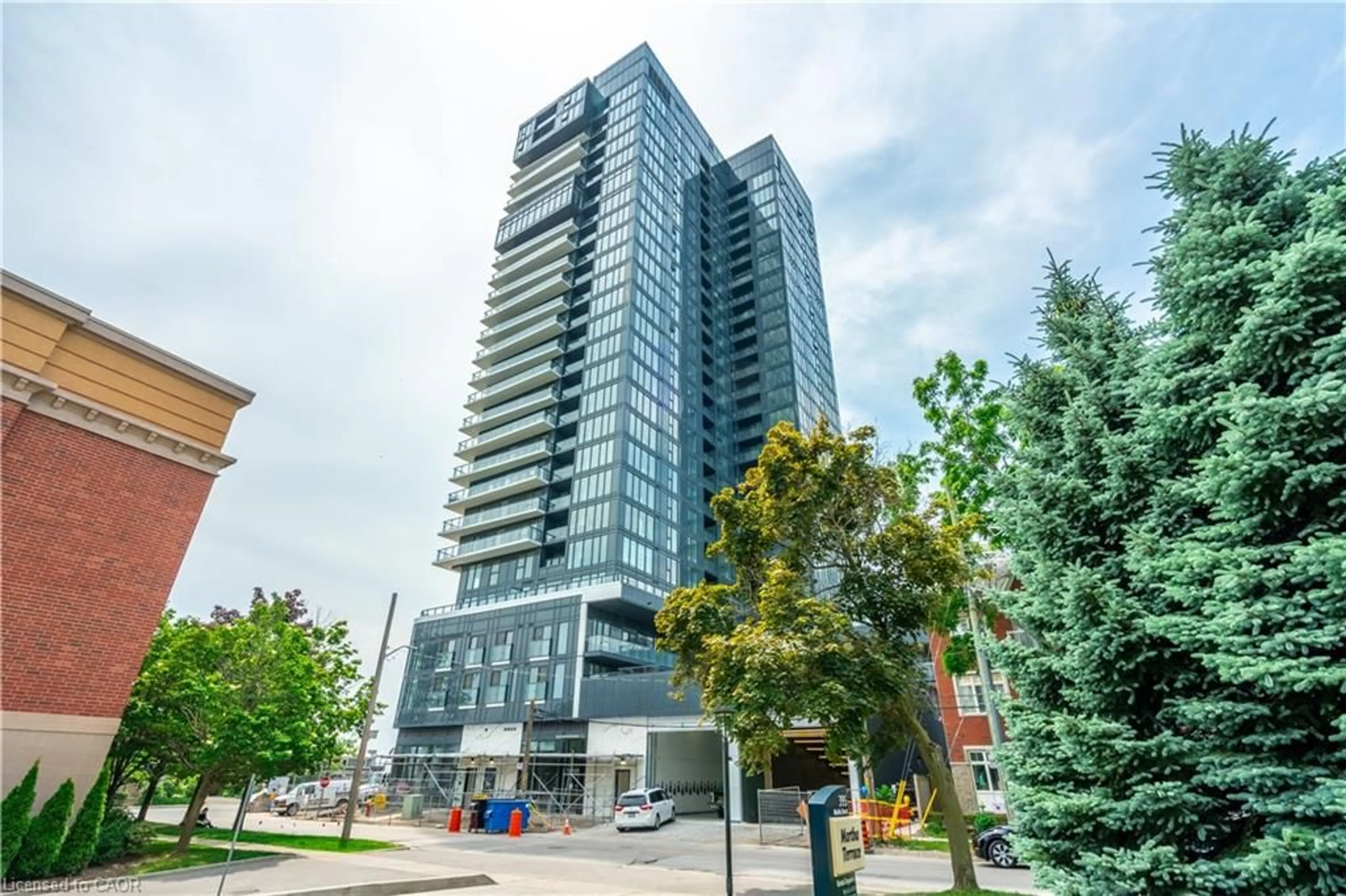 Unknown for 370 Martha St #309, Burlington Ontario L7R 0G9