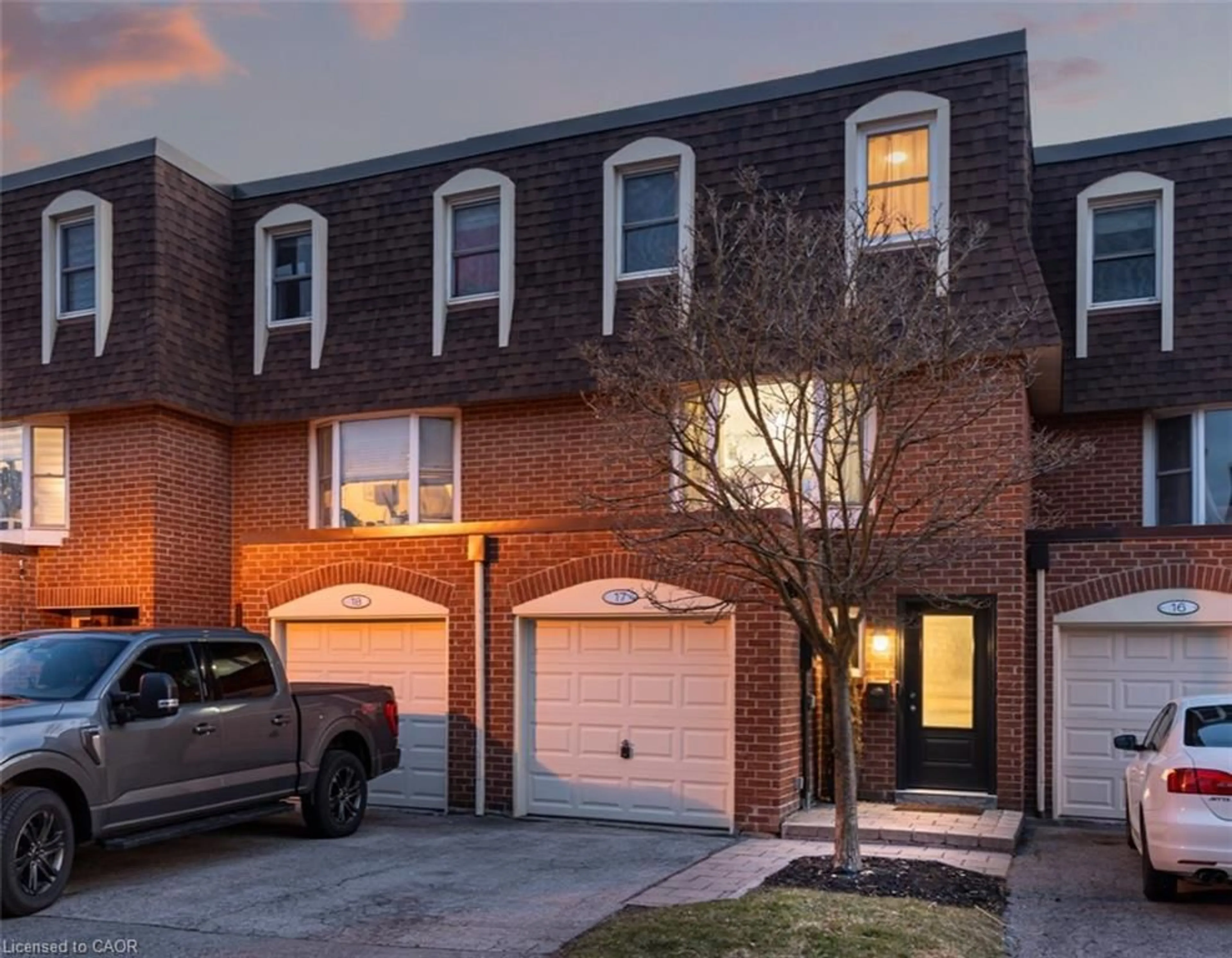 Home with brick exterior material, street for 30 Heslop Rd #17, Milton Ontario L9T 1B3