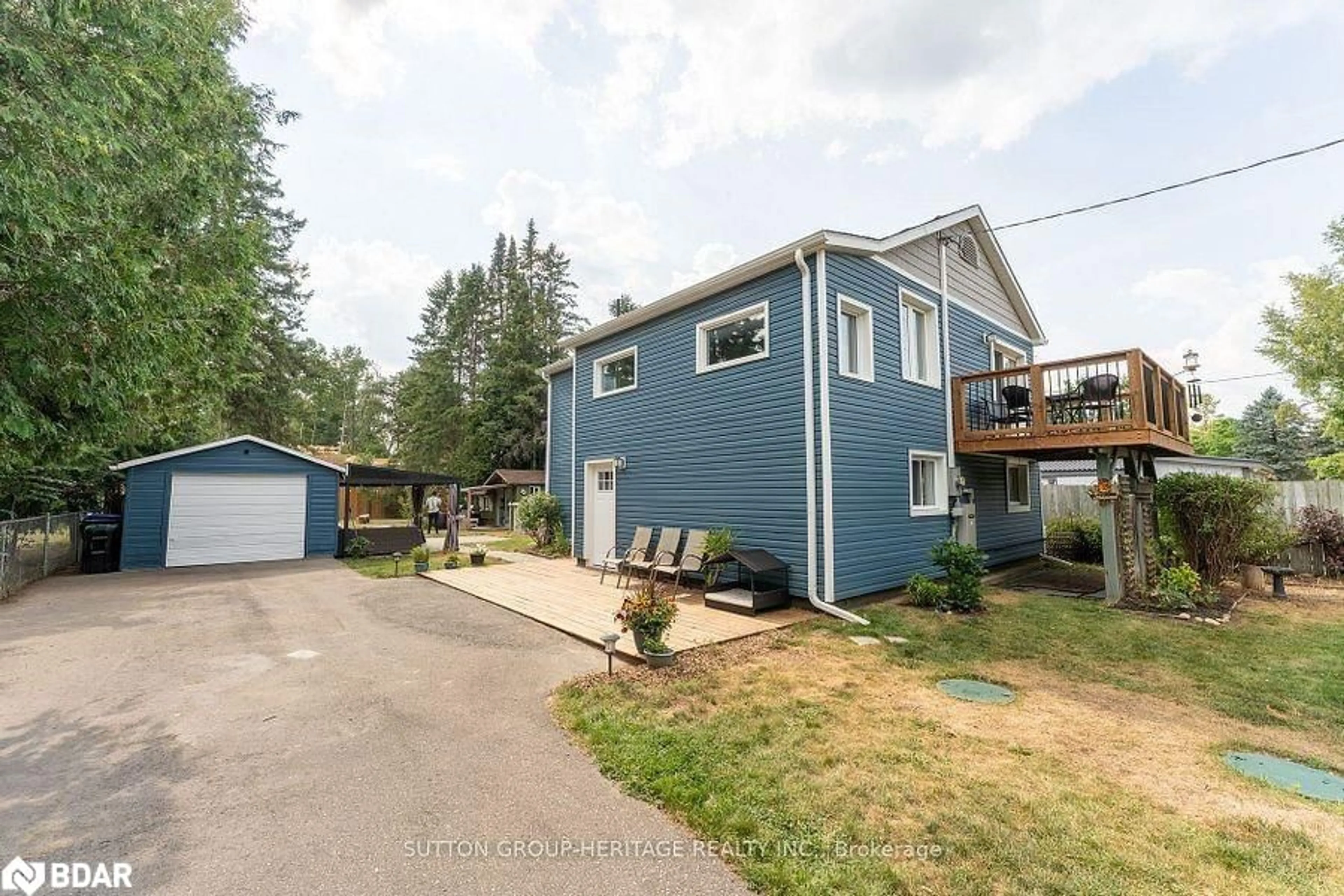 A pic from outside/outdoor area/front of a property/back of a property/a pic from drone, street for 3660 Baldwick Lane, Springwater Ontario L0M 1T0