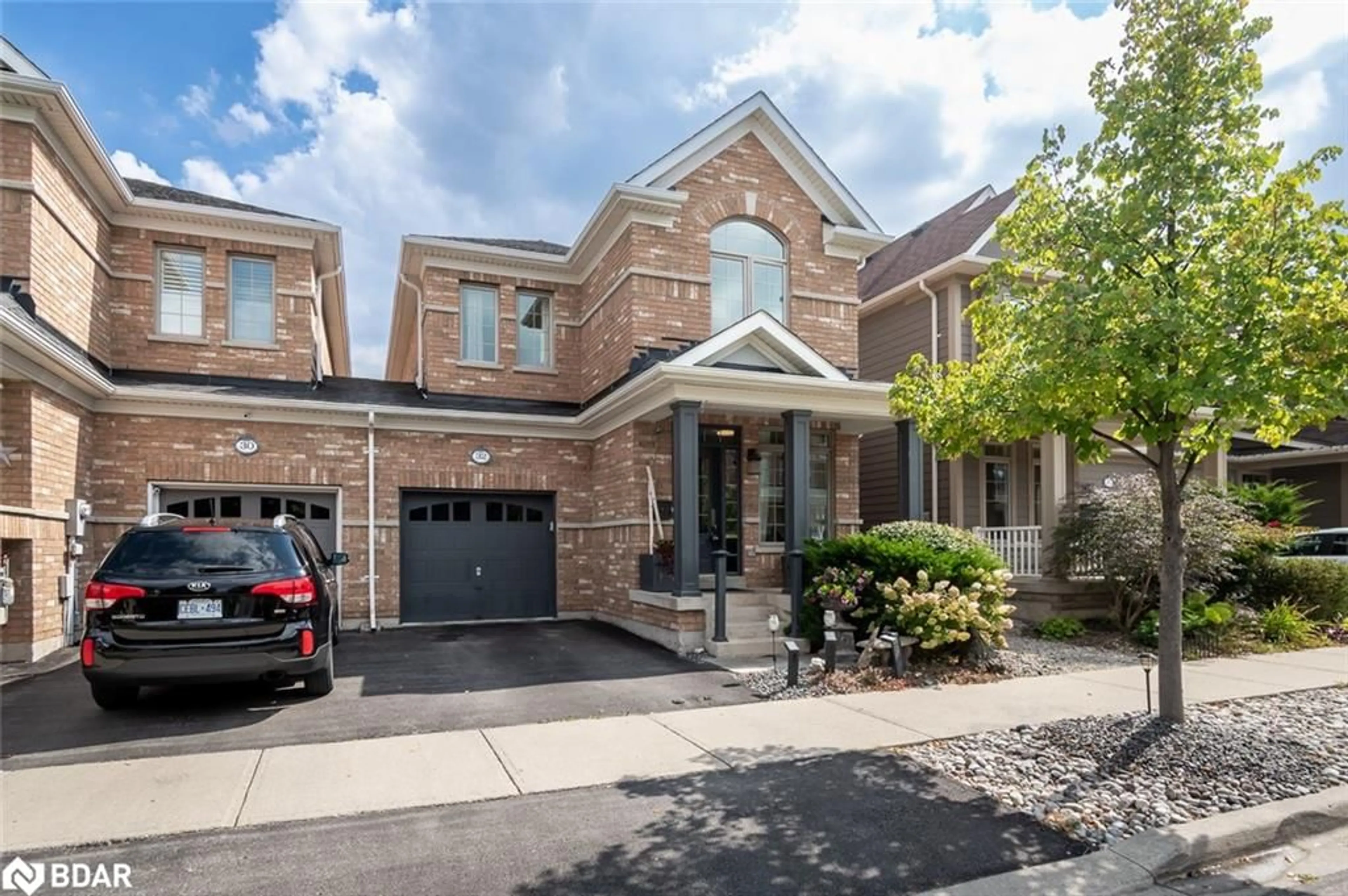 Home with brick exterior material, street for 32 Forbes Terr, Milton Ontario L9T 3X3