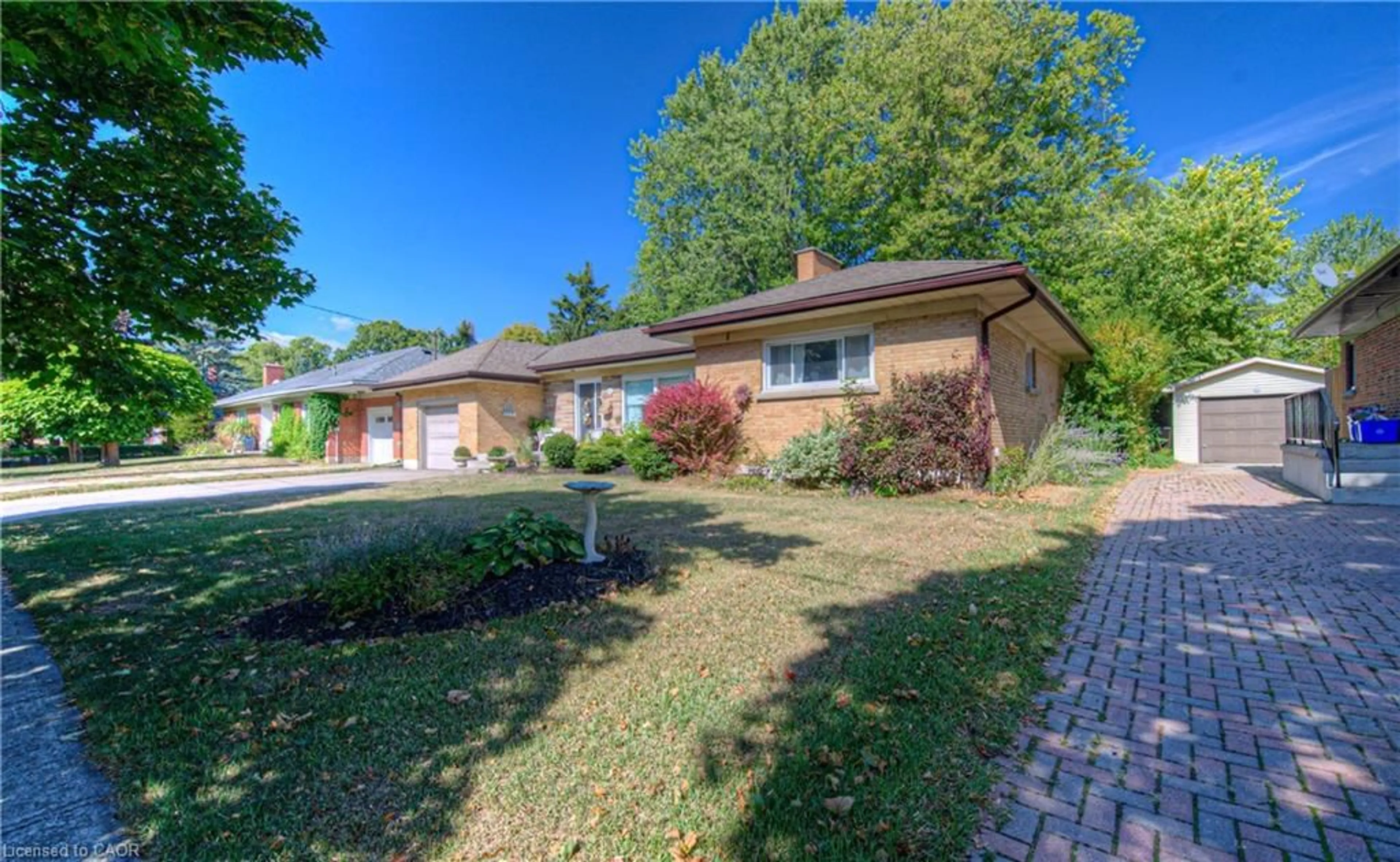 Home with brick exterior material, street for 38 Kingsway Cres, Brantford Ontario N3R 1M7