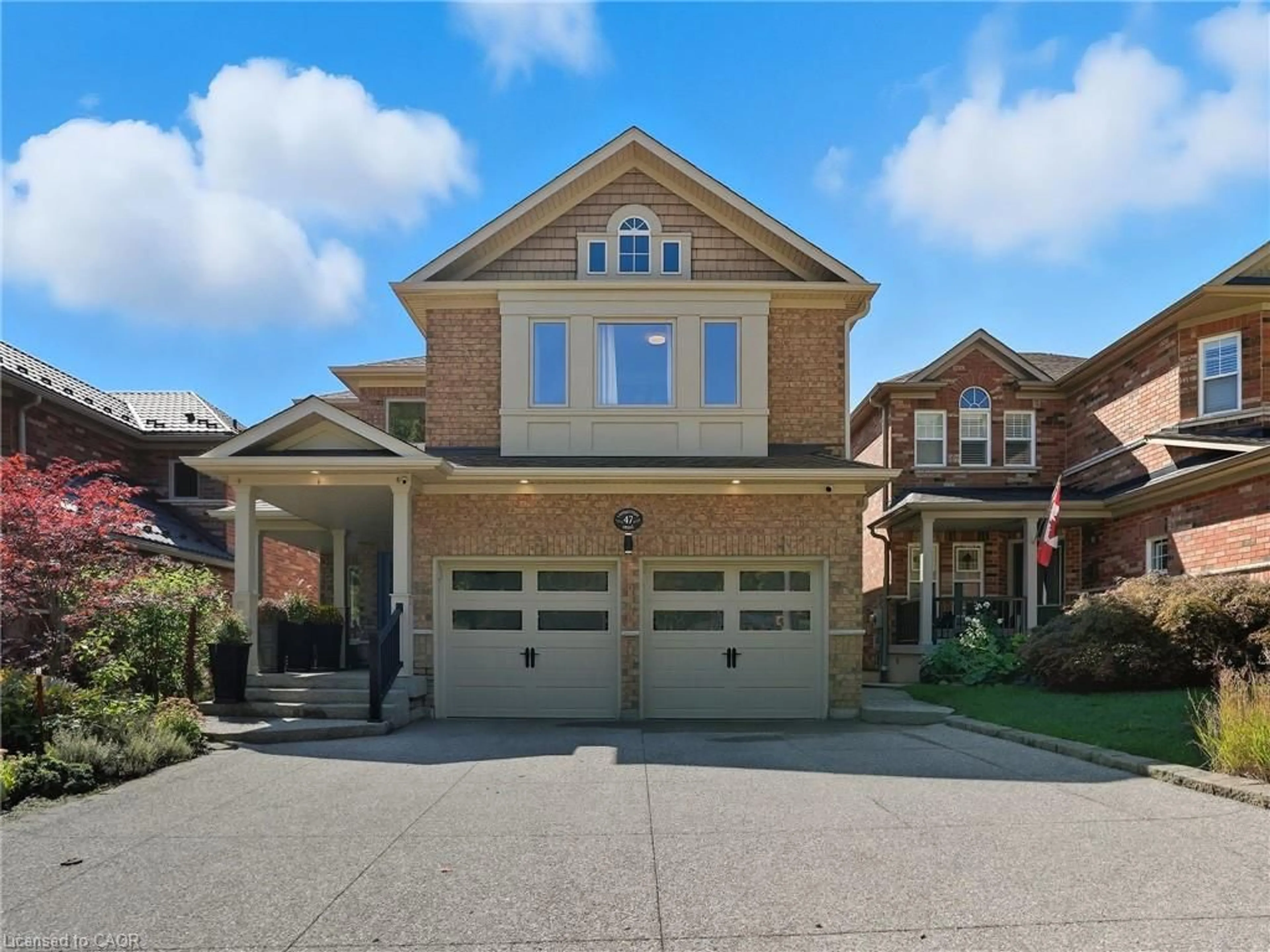 Home with brick exterior material, street for 47 Livingstone Dr, Dundas Ontario L9H 7S4