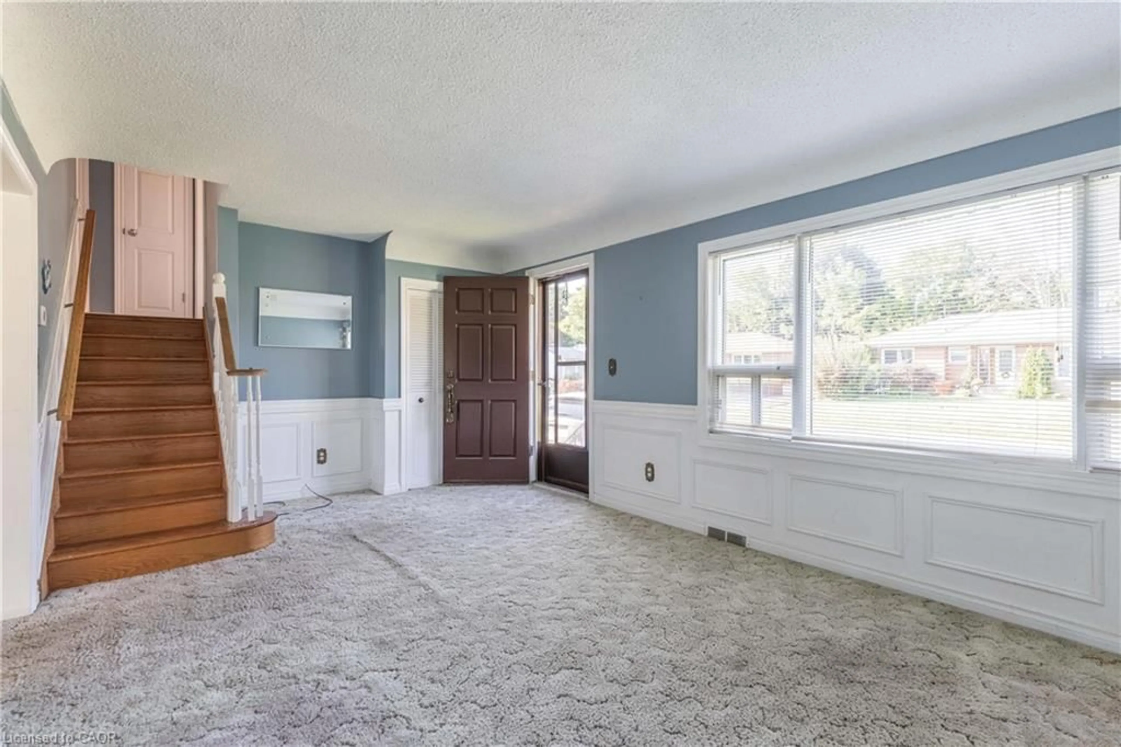 A pic of a room for 6304 Maranda St, Niagara Falls Ontario L2G 1Z7