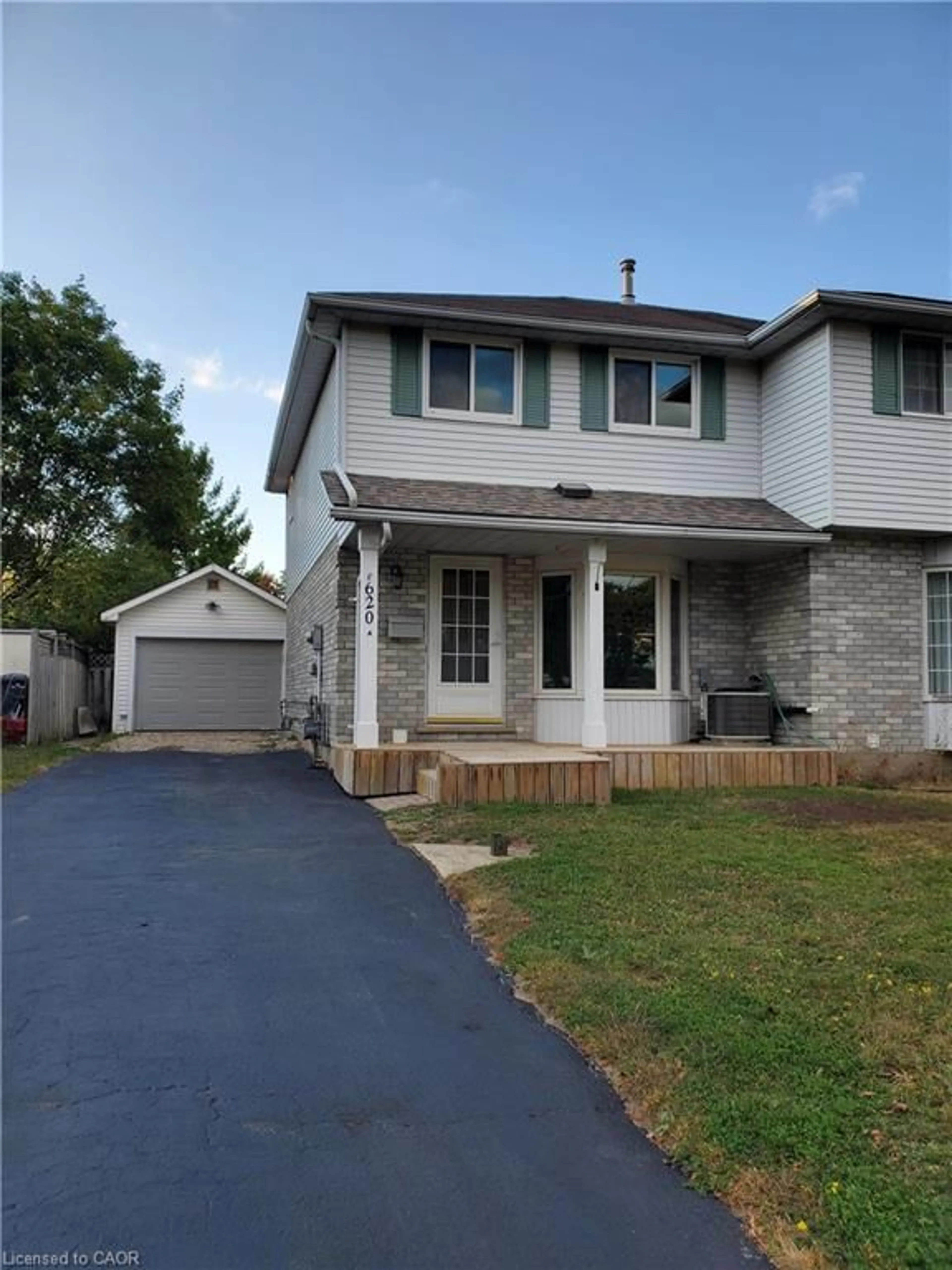 Home with vinyl exterior material, street for 620 A Pinerow Cres, Waterloo Ontario N2T 2K6
