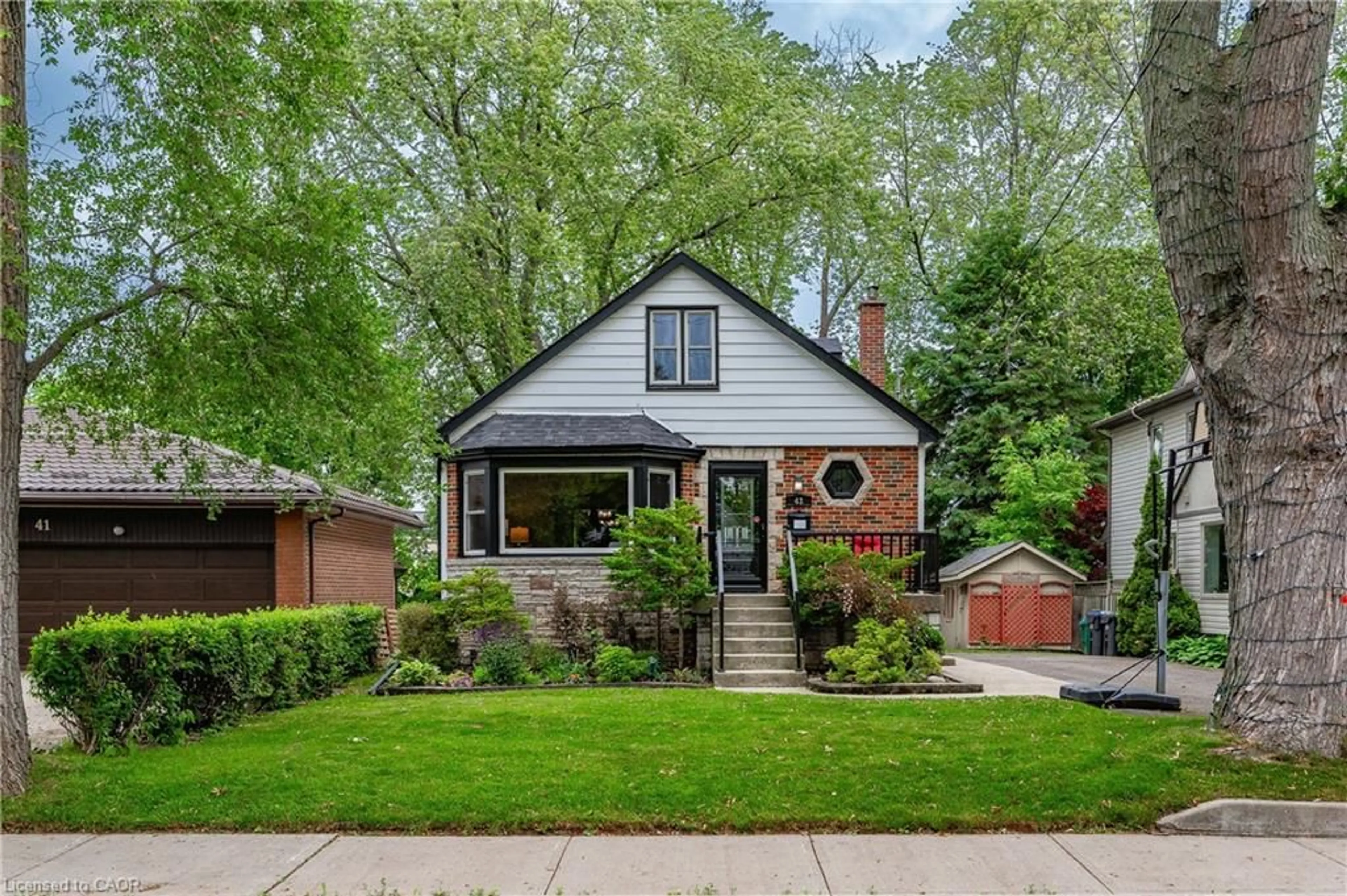 Home with brick exterior material, street for 43 Pine Ave, Mississauga Ontario L5H 2P5