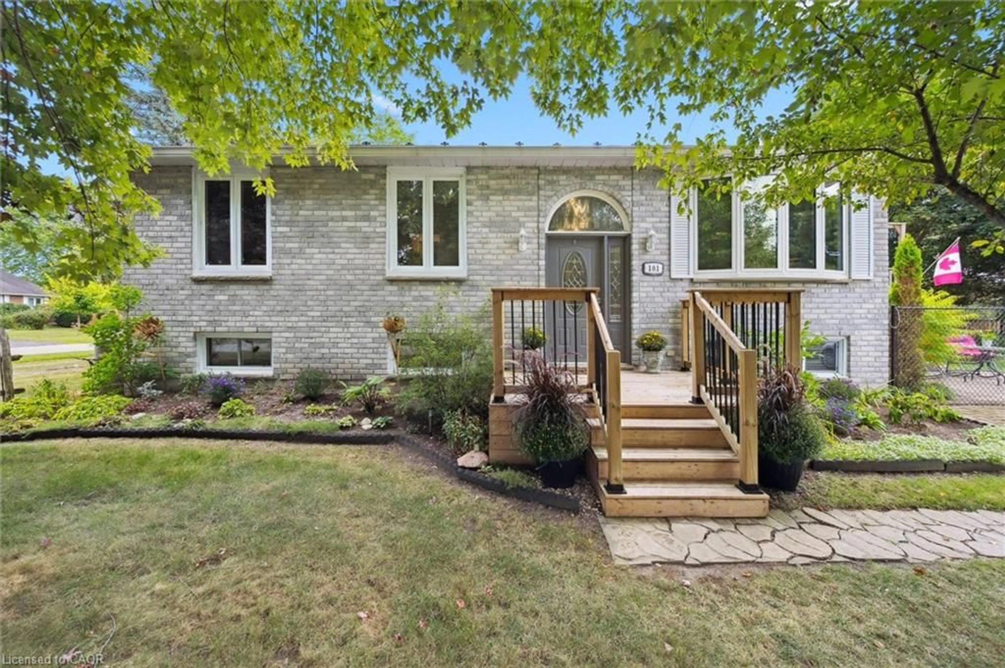 Home with brick exterior material, street for 101 Landrex Blvd, Rockwood Ontario N0B 2K0