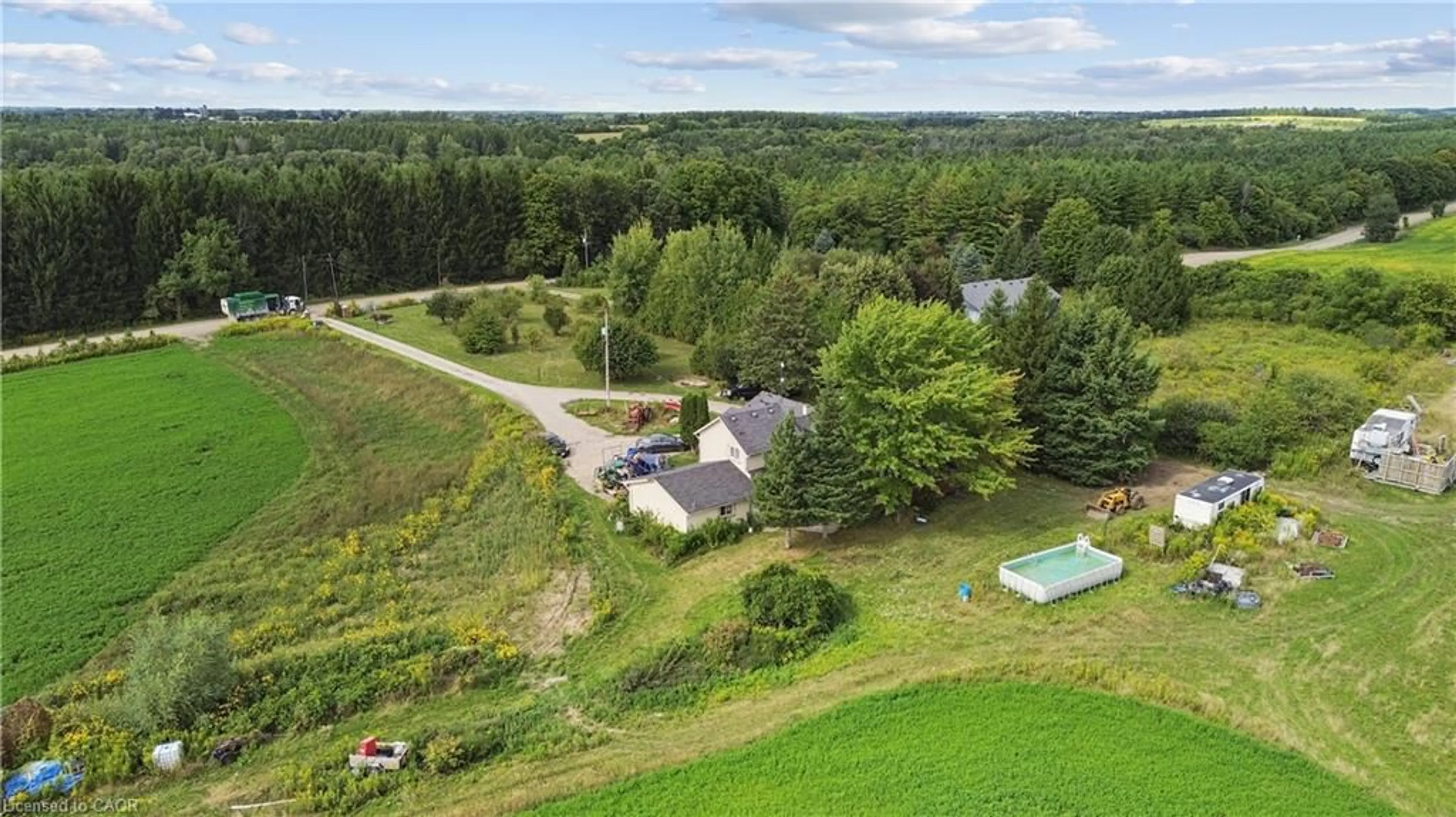 A pic from outside/outdoor area/front of a property/back of a property/a pic from drone, unknown for 8033 Sideroad 10, Guelph Ontario N1H 6J1
