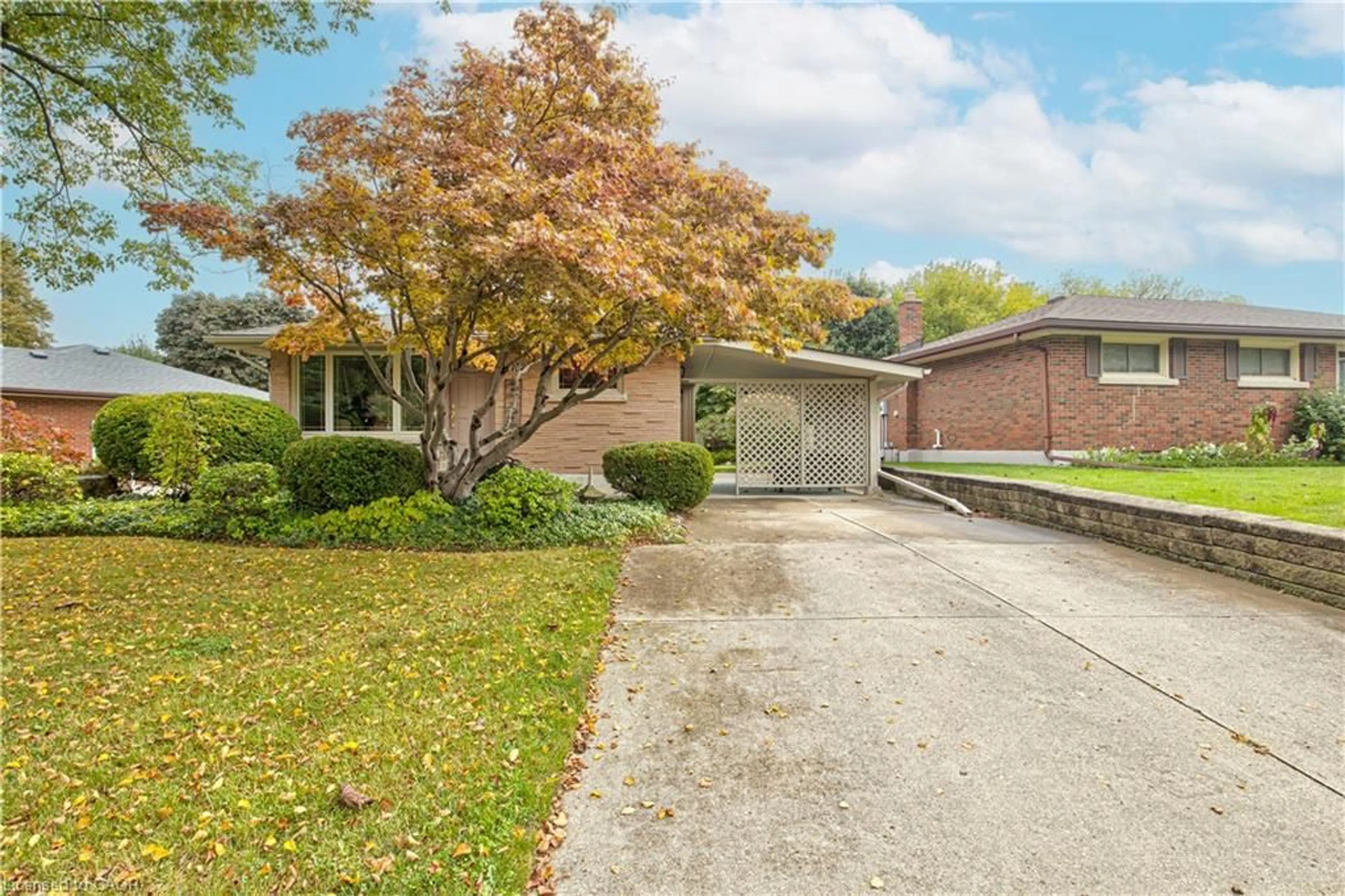 Unknown for 107 Lauris Ave, Cambridge Ontario N1R 5L6