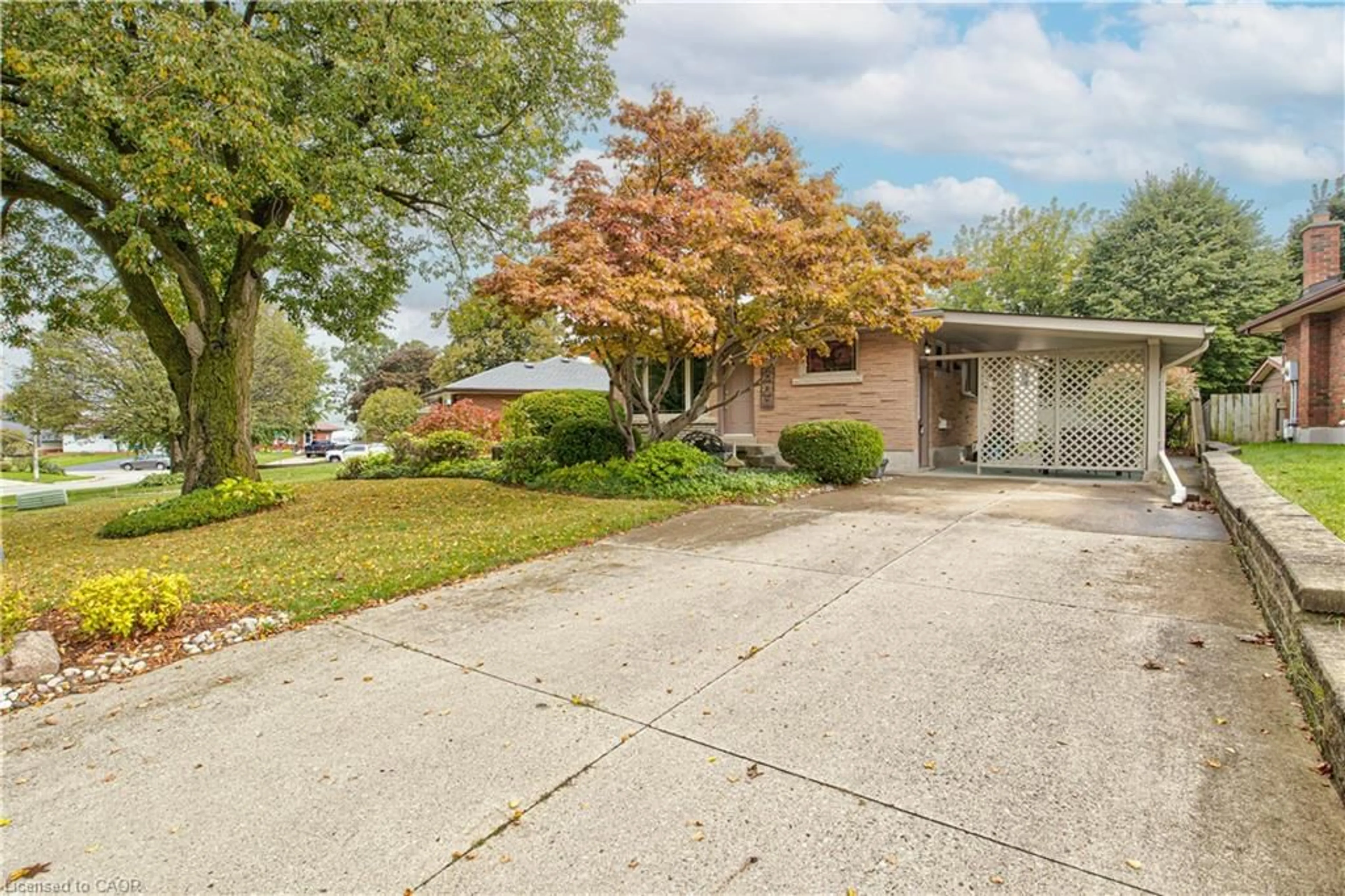 Unknown for 107 Lauris Ave, Cambridge Ontario N1R 5L6