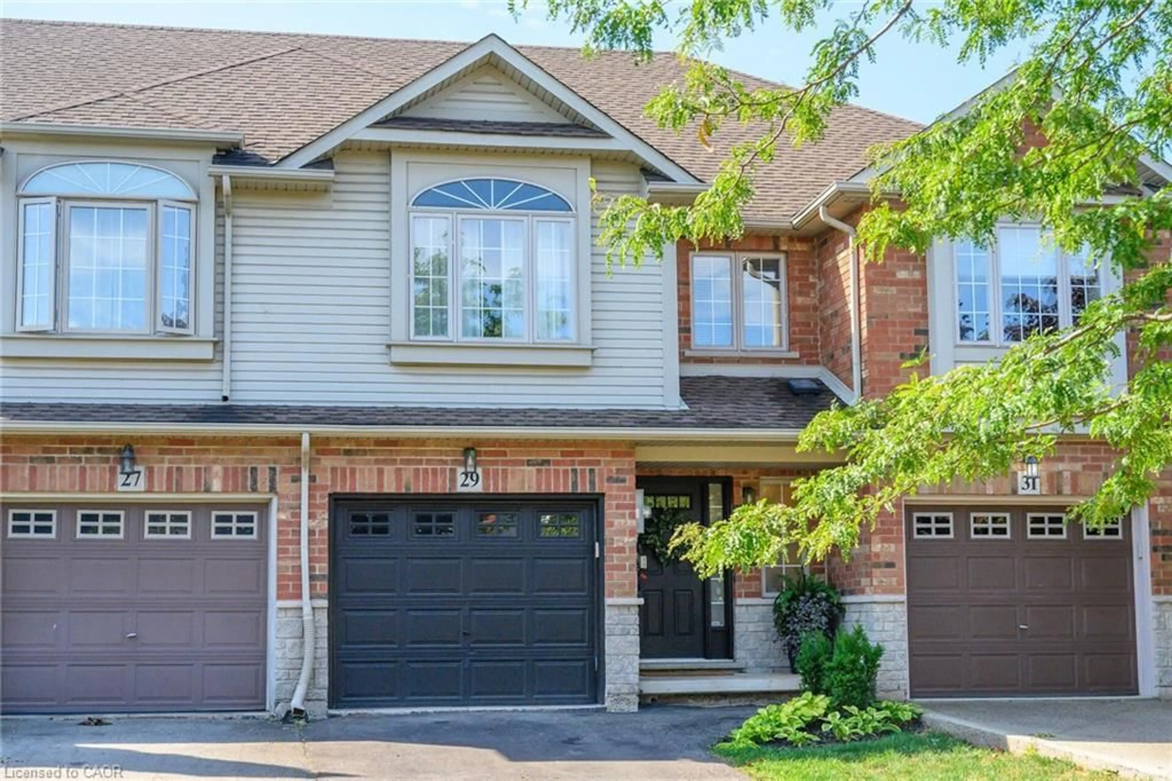 Home with brick exterior material, street for 29 Elderberry Ave, Grimsby Ontario L3M 5R5
