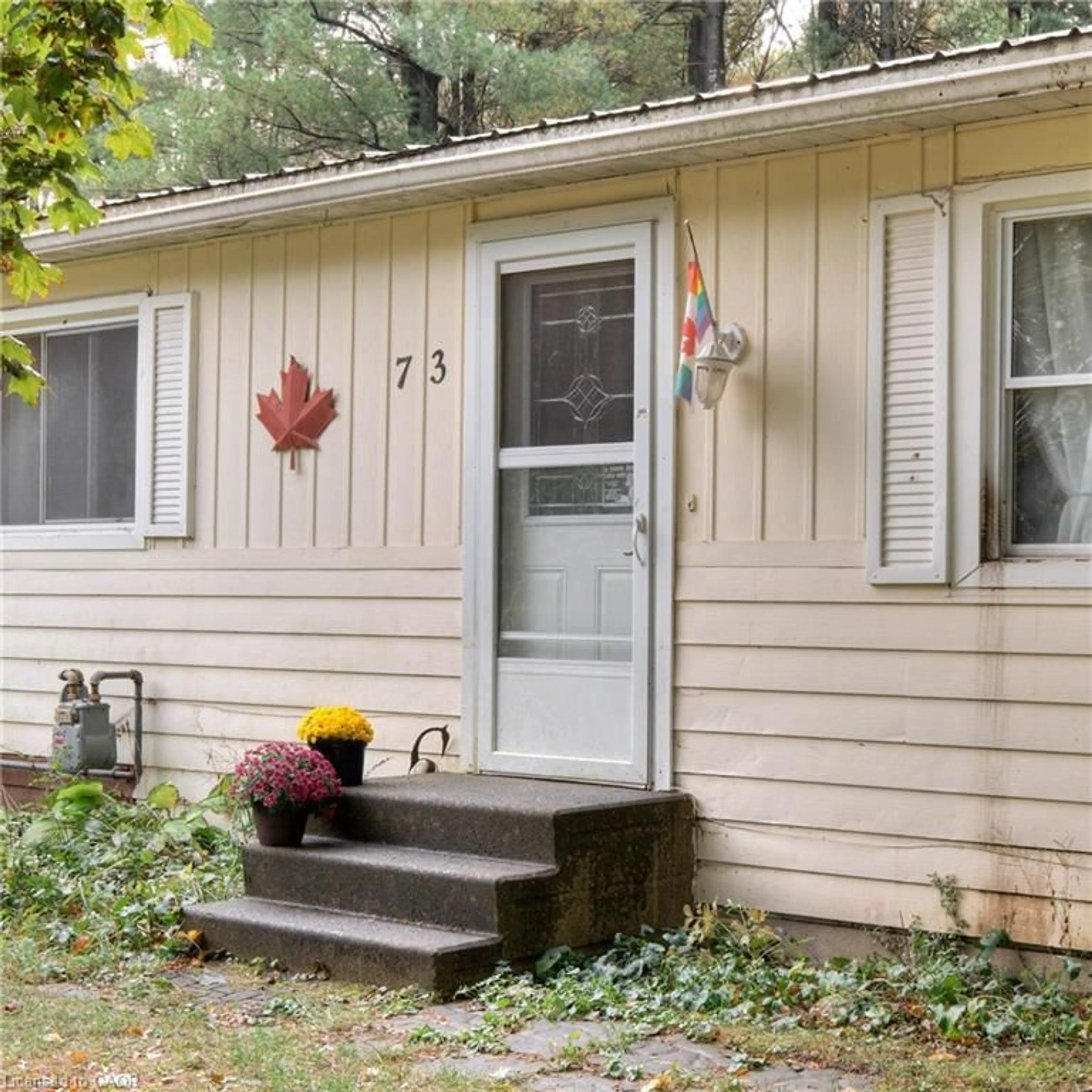 Home with vinyl exterior material, street for 746112 Township Road 4 #73, Woodstock Ontario N4S 7V9