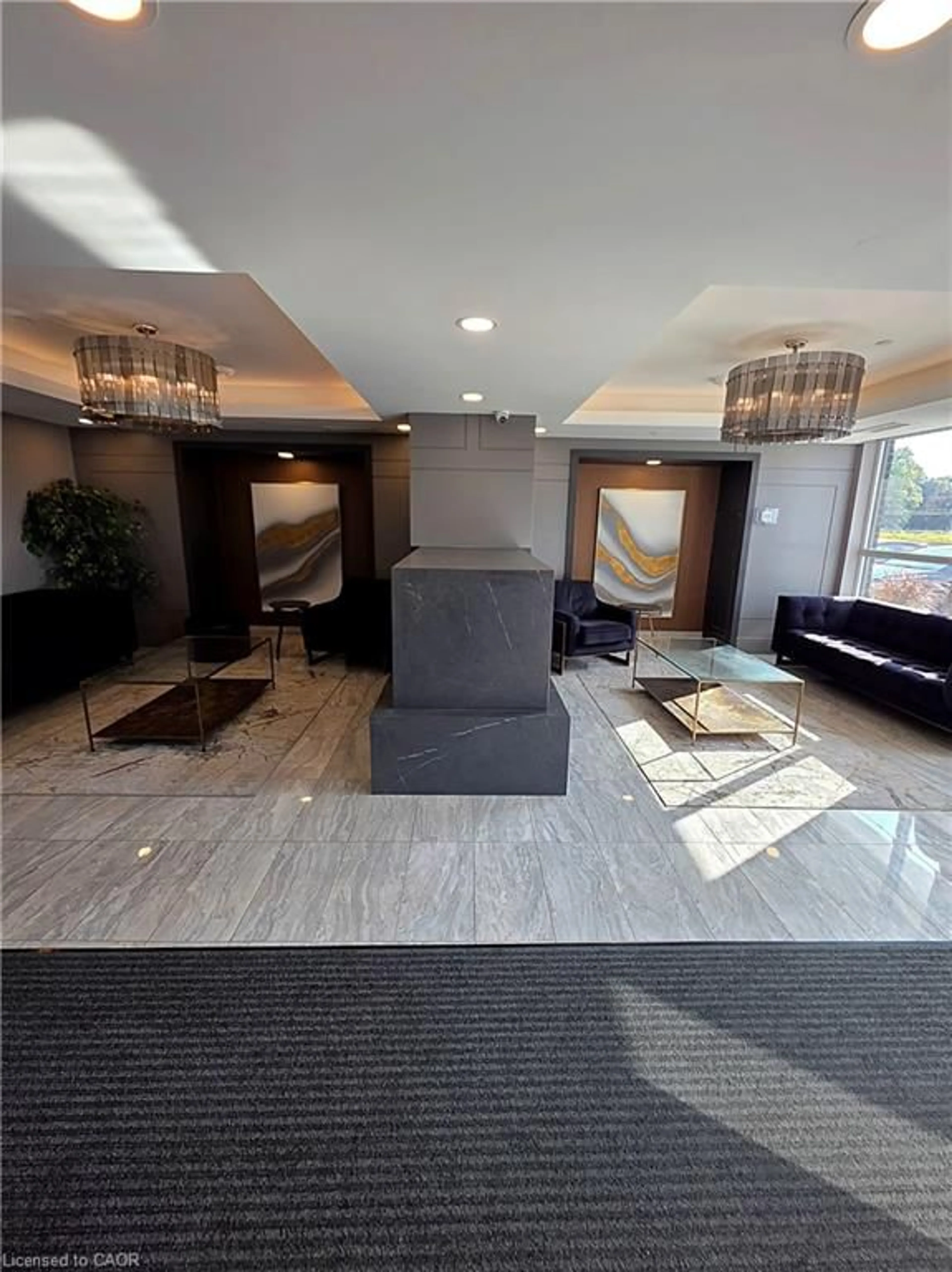 Lobby for 5055 Greenlane Rd #433, Beamsville Ontario L0R 1B3