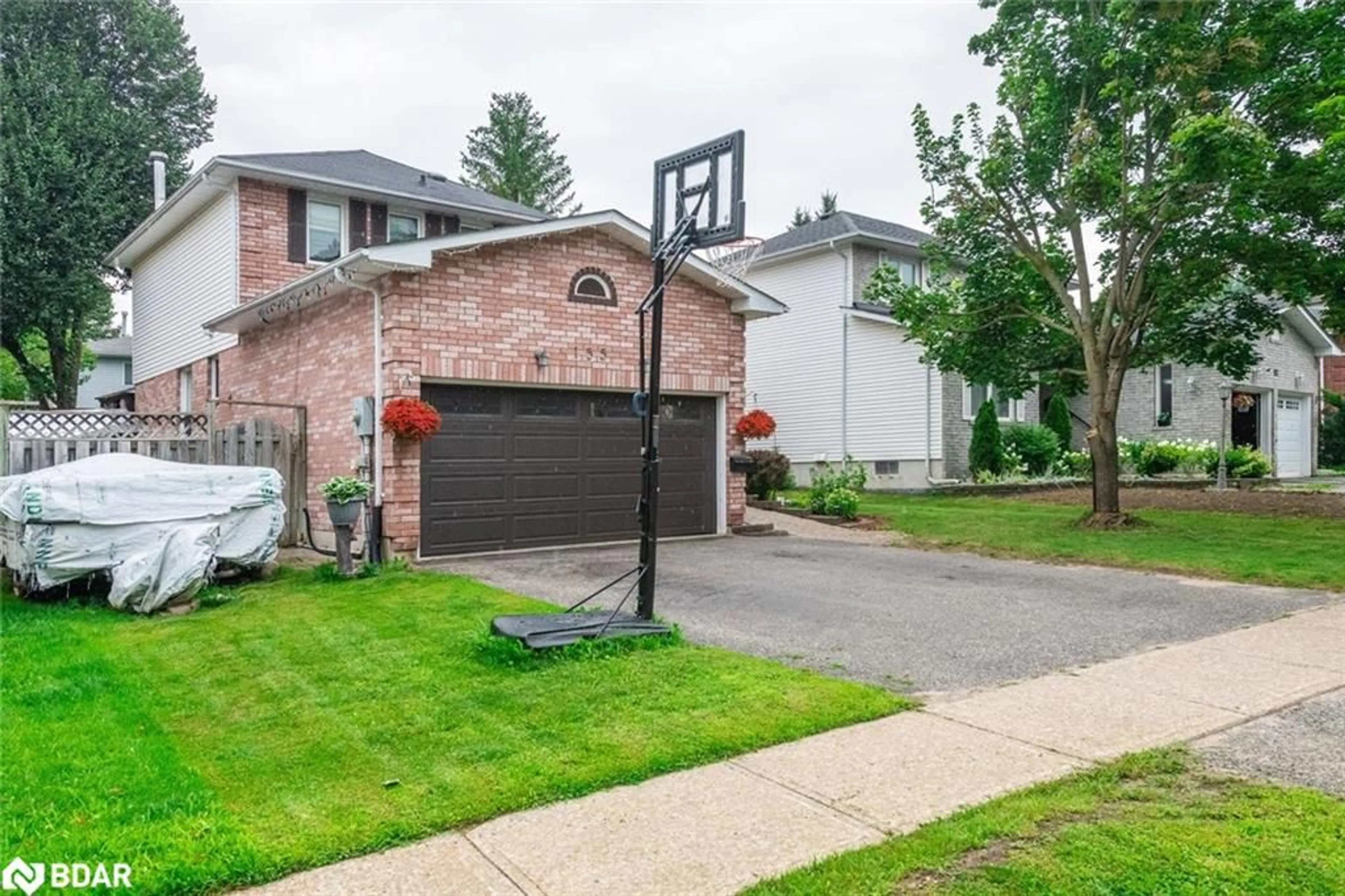 Unknown for 155 Patterson Rd, Barrie Ontario L4N 7B8