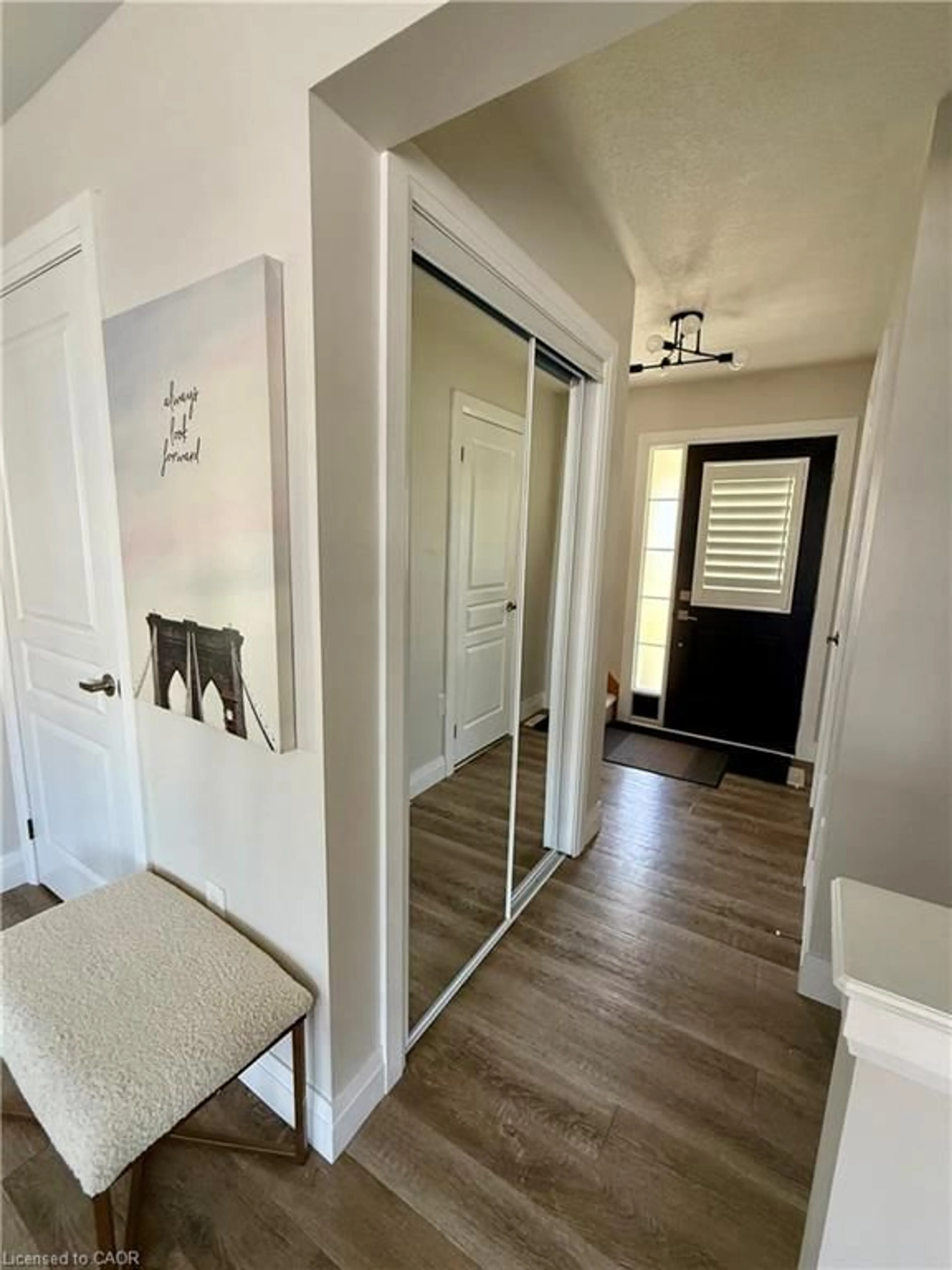 Indoor entryway for 39 Abbott Cres, Cambridge Ontario N3C 0C9